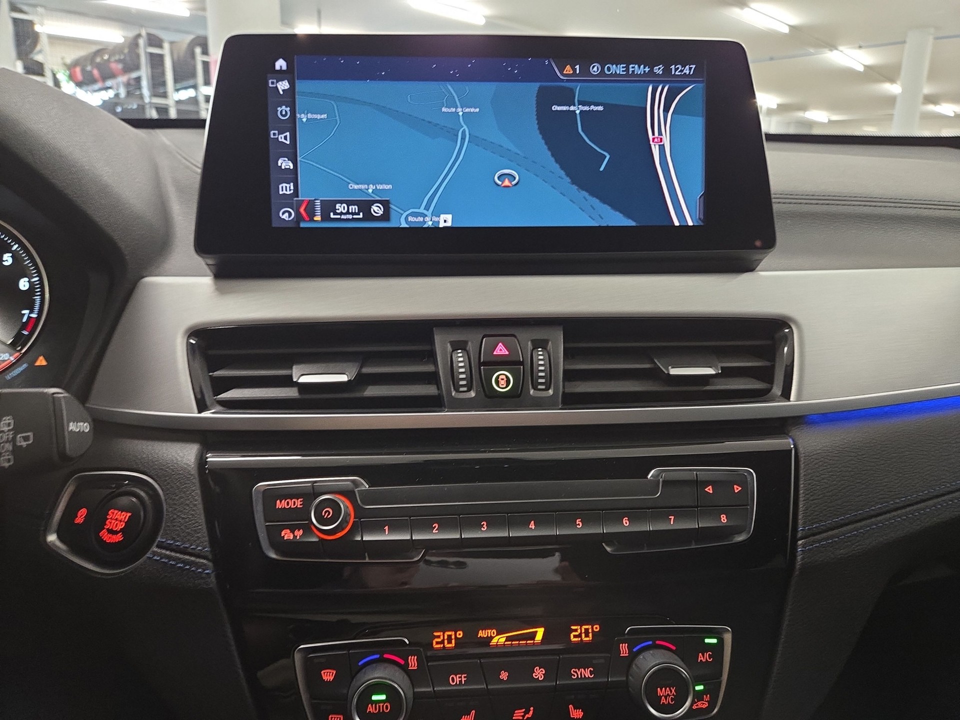 BMW X1 sDrive 18i Steptronic DSK-image-12