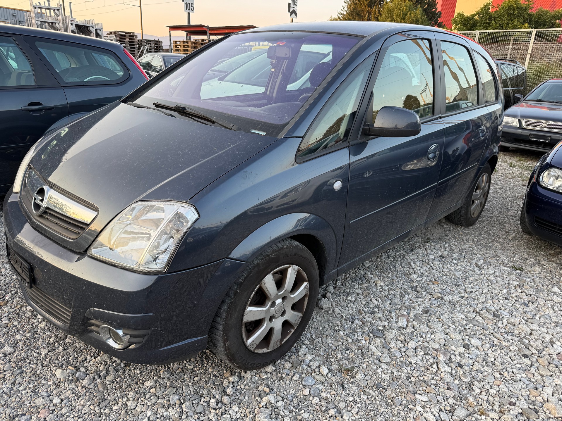 OPEL Meriva 1.6i-16 TP (Essentia)-image-2