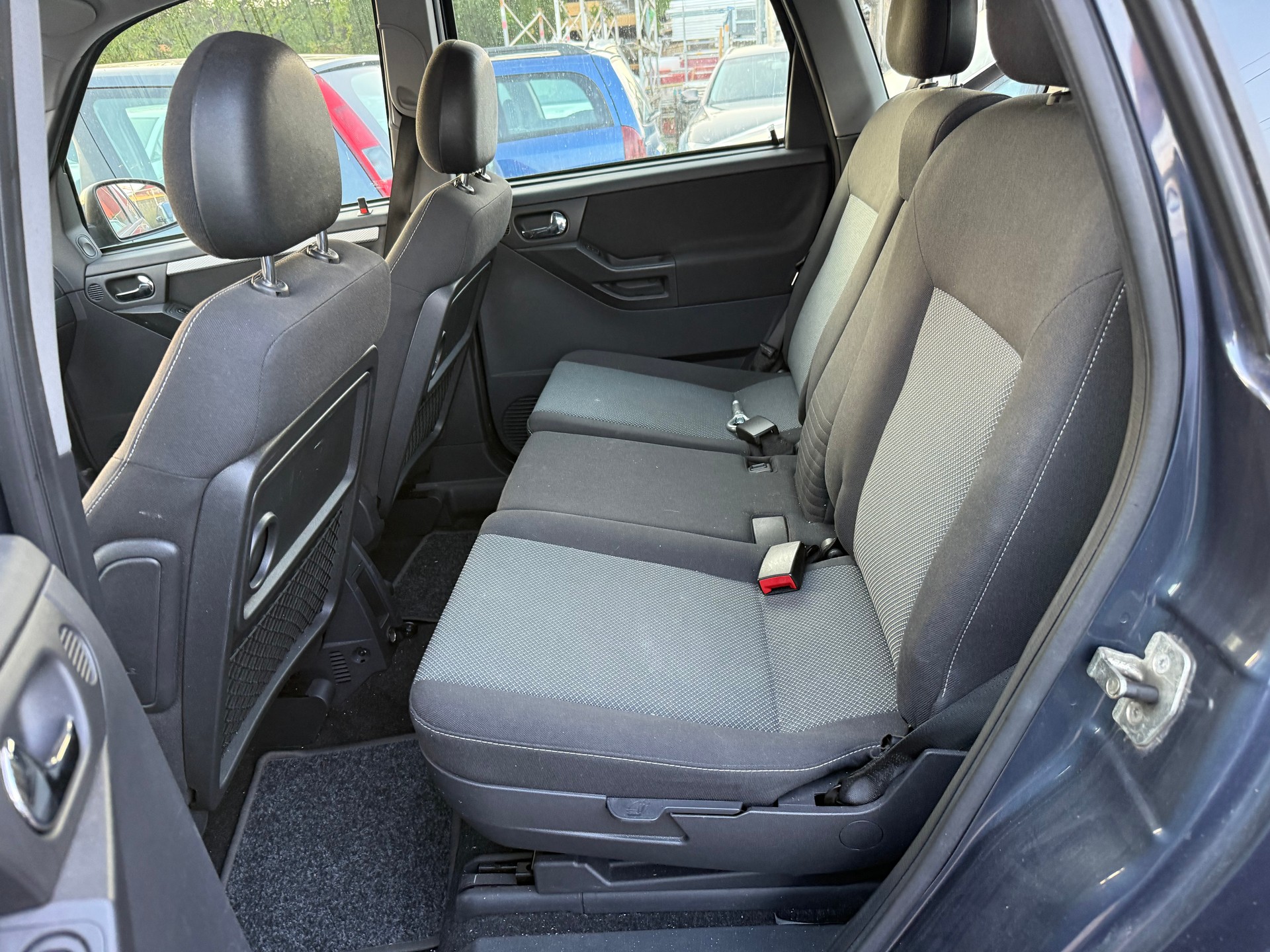 OPEL Meriva 1.6i-16 TP (Essentia)-image-6
