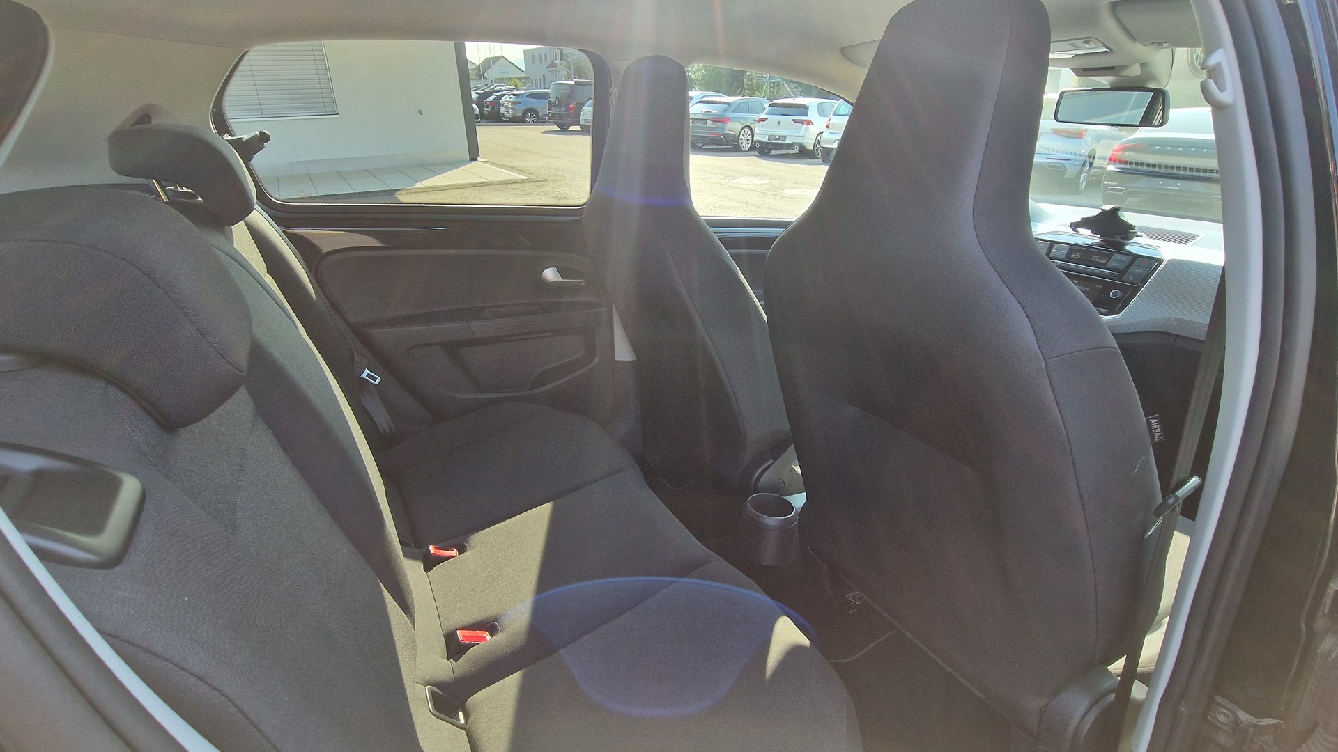 VW e-Up-image-13