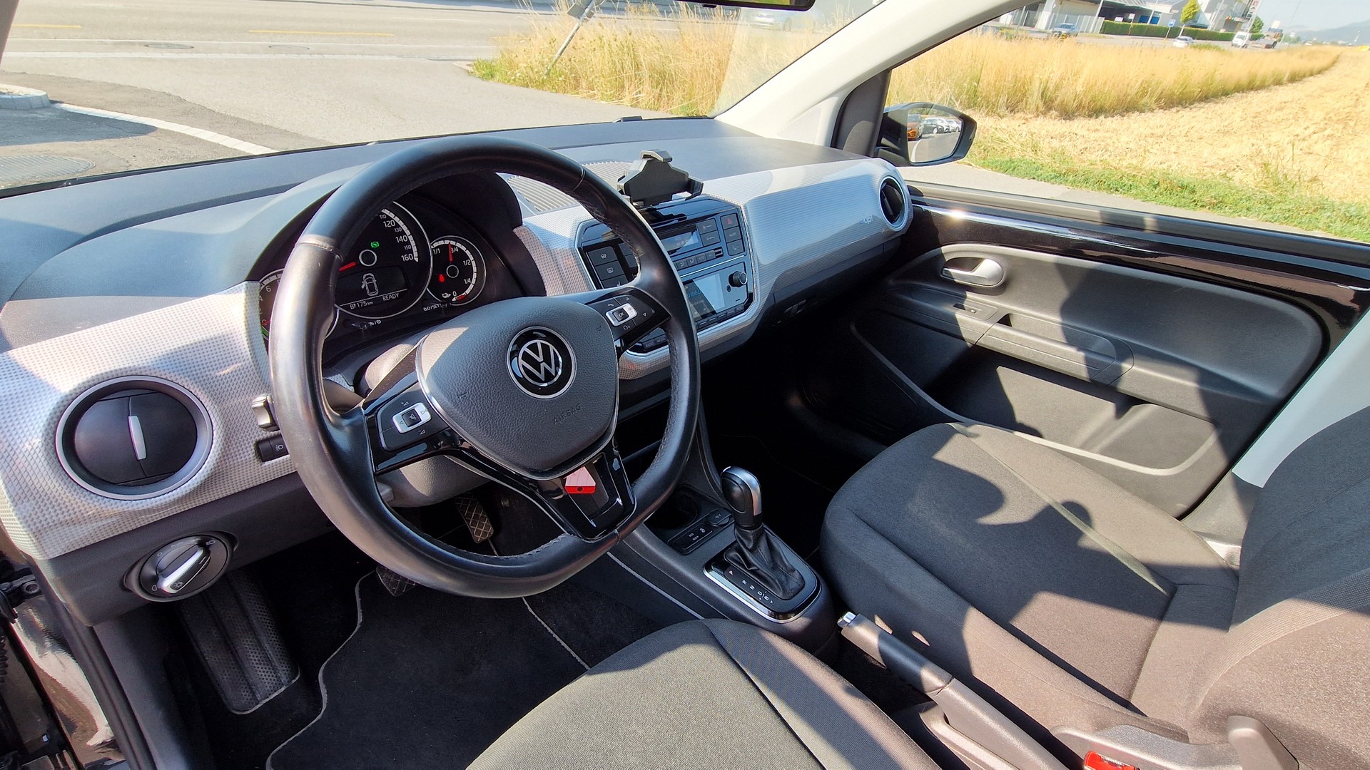 VW e-Up-image-7
