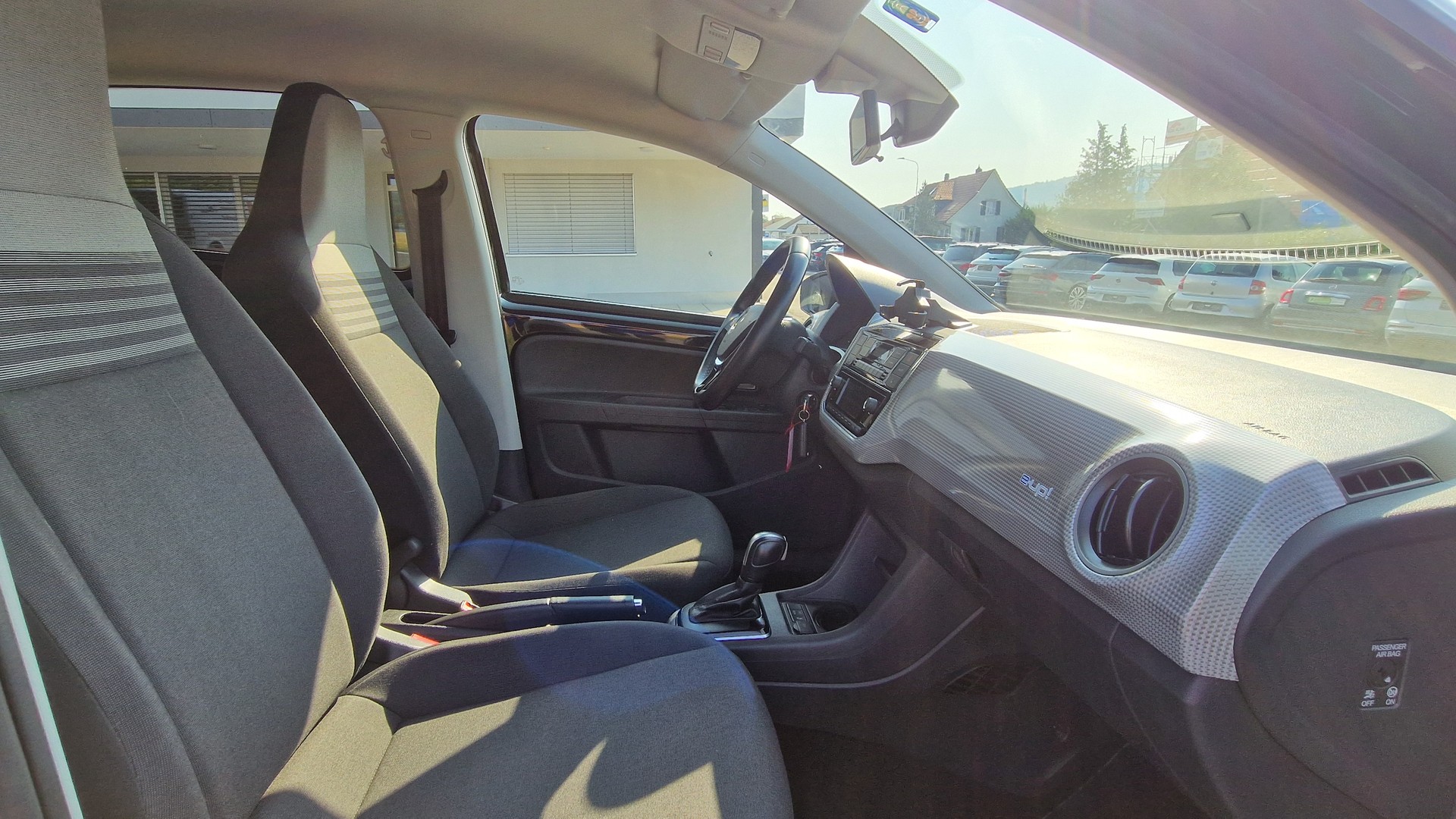 VW e-Up-image-9