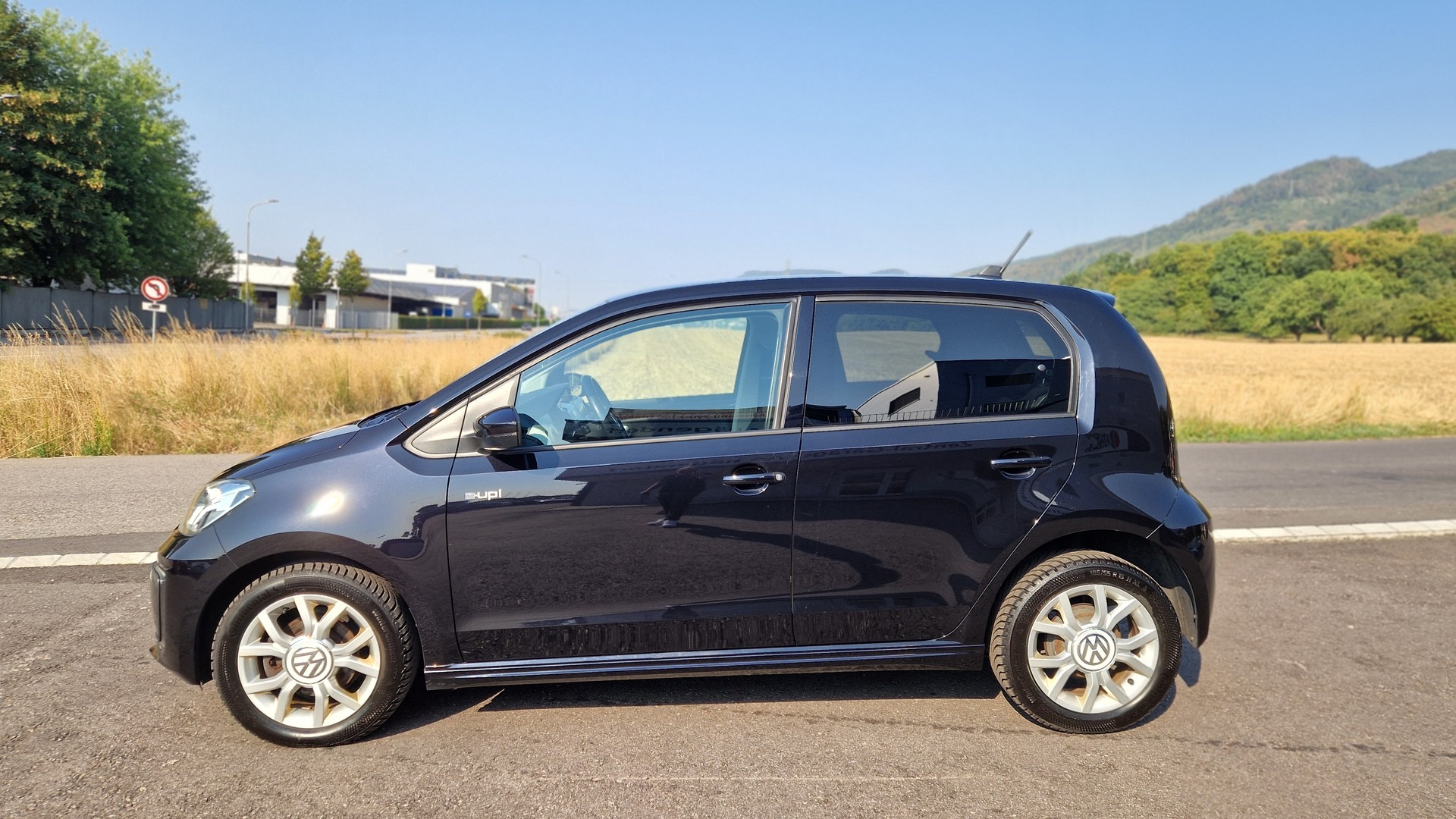 VW e-Up-image-1