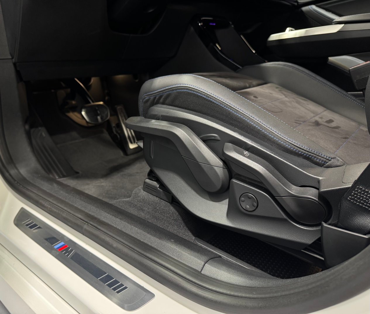 BMW 223i SDKG Active Tourer-image-6