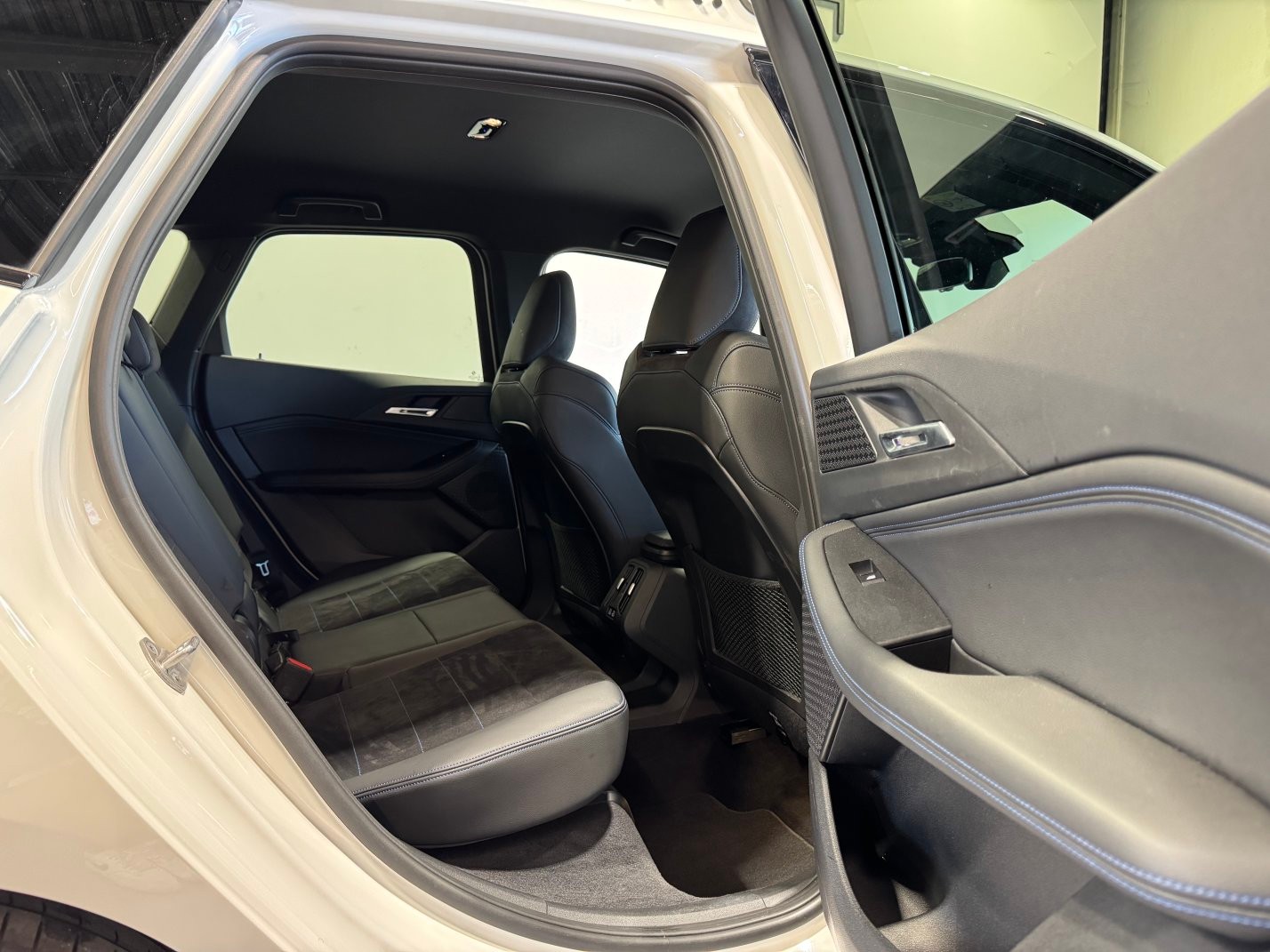 BMW 223i SDKG Active Tourer-image-13