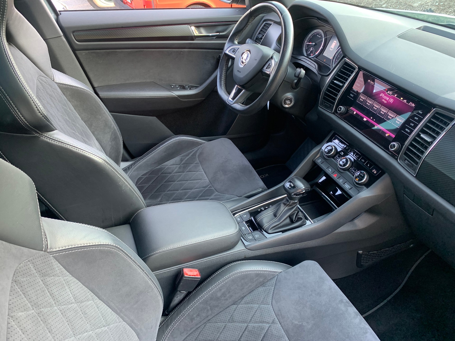 SKODA Kodiaq 2.0 TSI 4x4 Sport Line-image-20