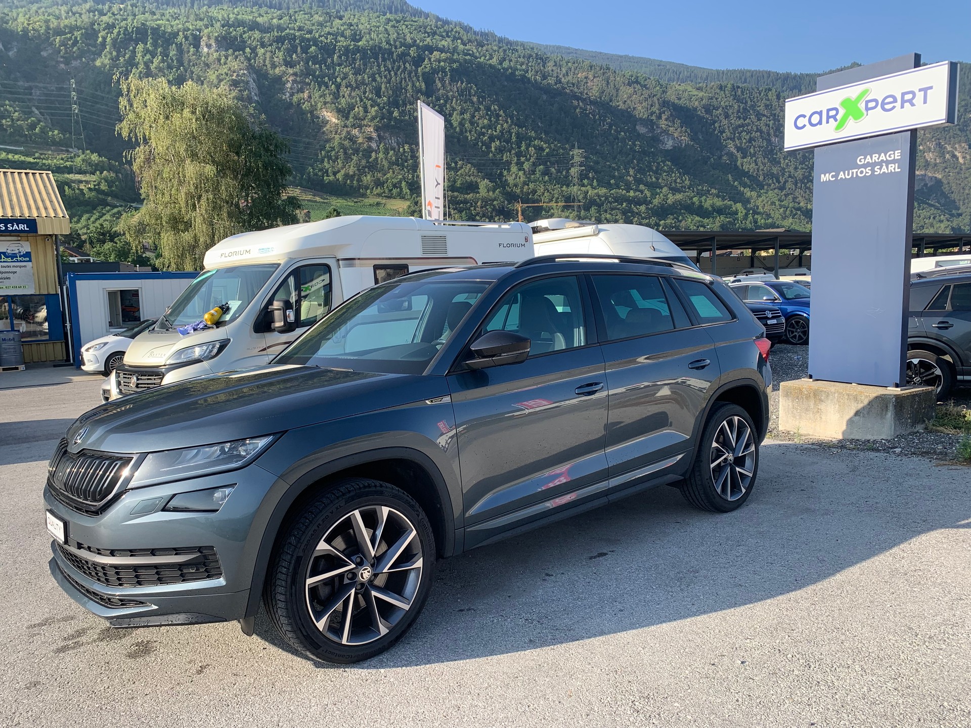SKODA Kodiaq 2.0 TSI 4x4 Sport Line-image-11