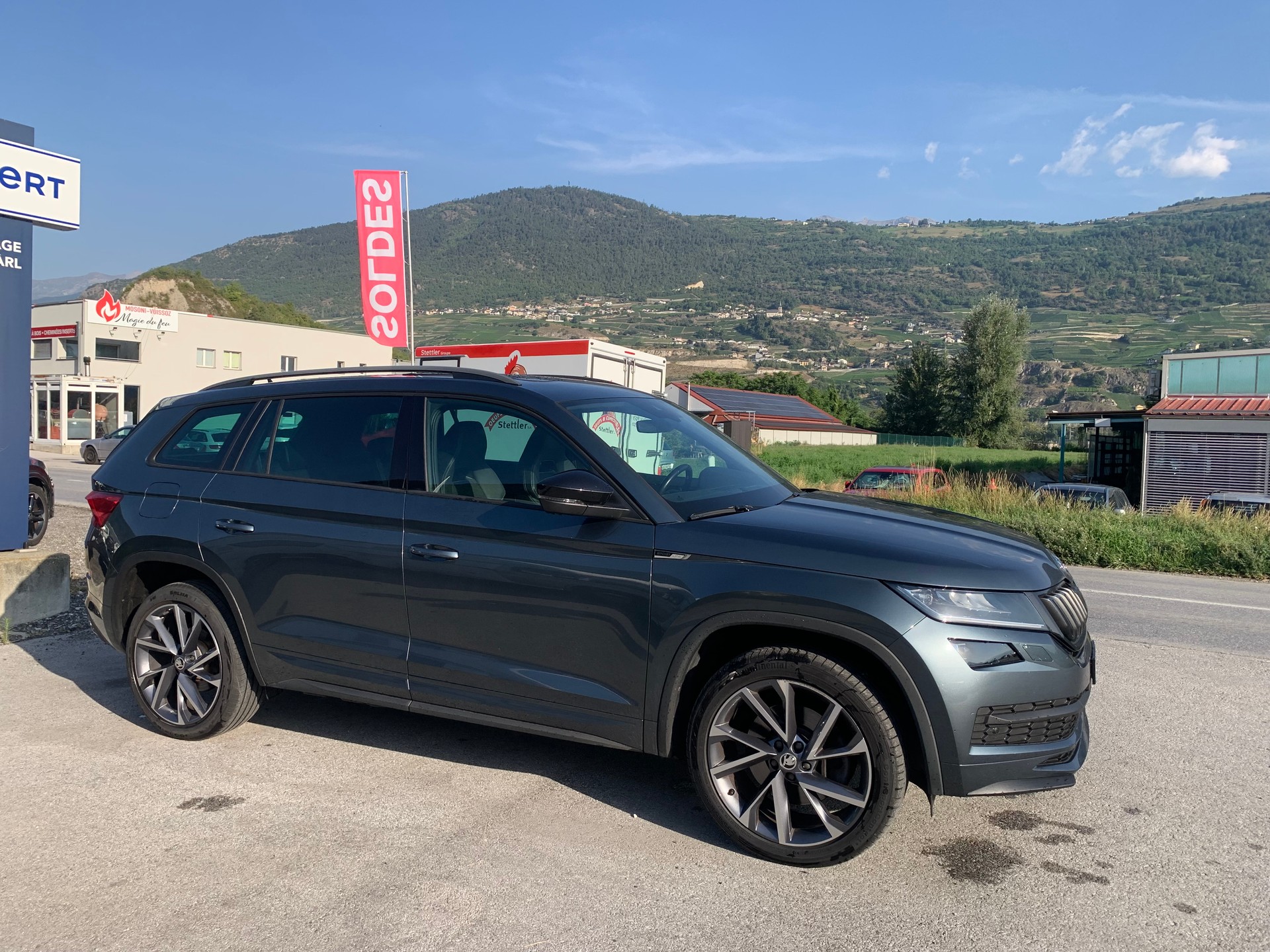 SKODA Kodiaq 2.0 TSI 4x4 Sport Line-image-2