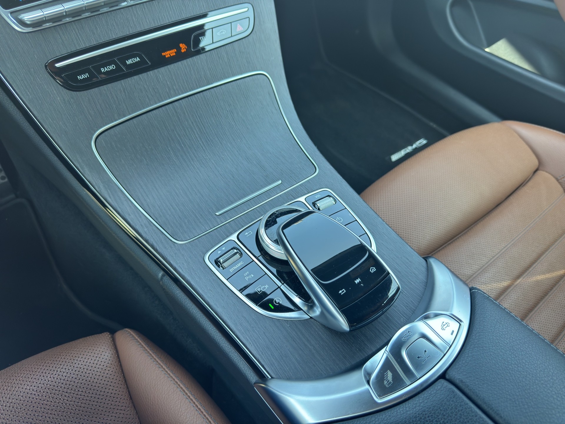 MERCEDES-BENZ C 200 AMG Line Cabriolet 4Matic 9G-Tronic-grid-image-thumbnail-12