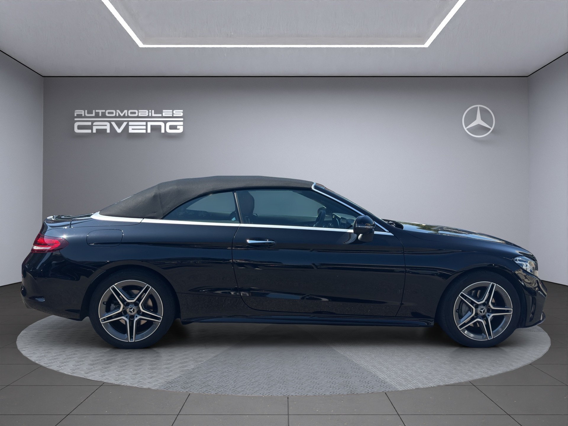 MERCEDES-BENZ C 200 AMG Line Cabriolet 4Matic 9G-Tronic-grid-image-thumbnail-5