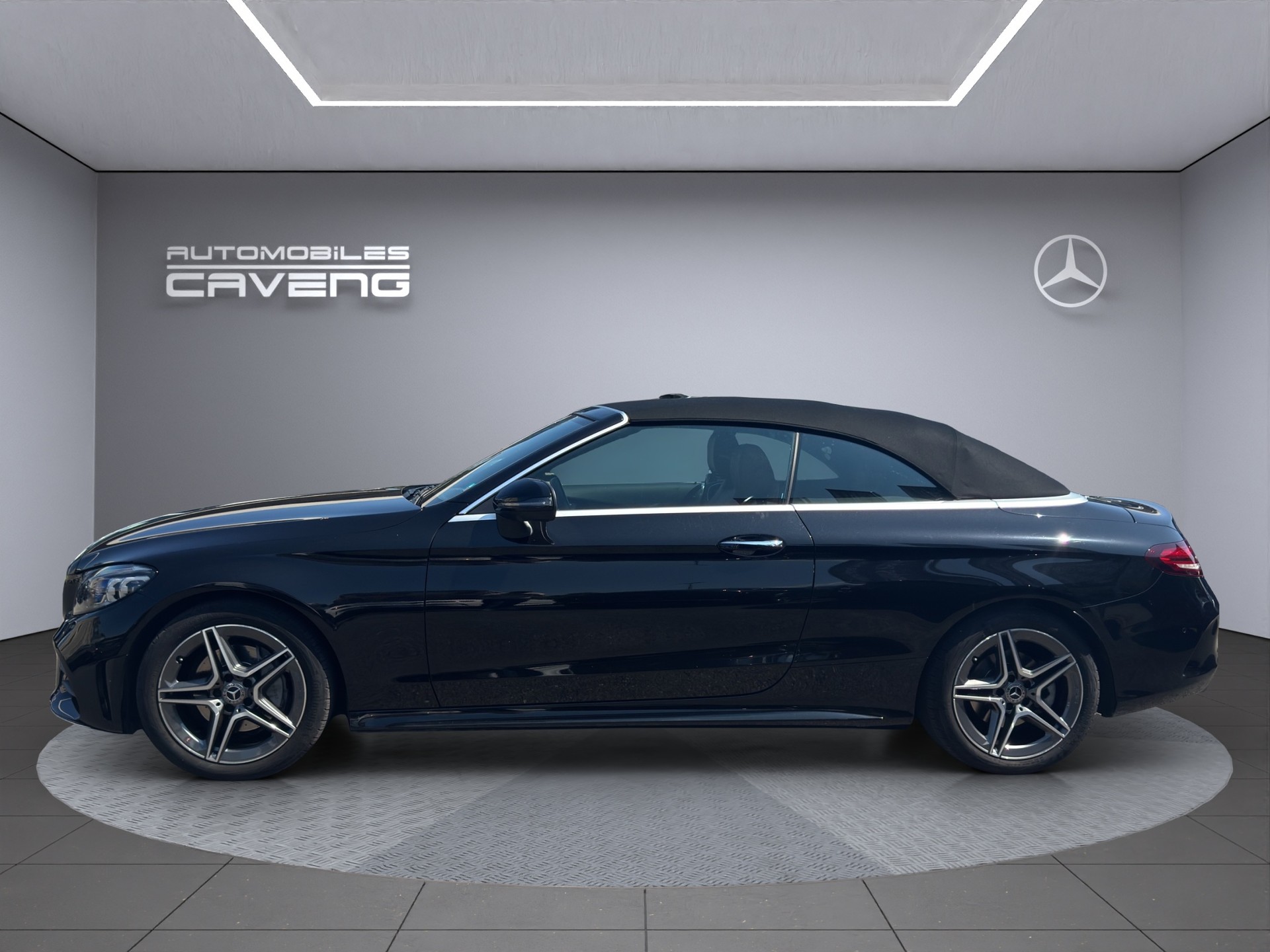 MERCEDES-BENZ C 200 AMG Line Cabriolet 4Matic 9G-Tronic-grid-image-thumbnail-1