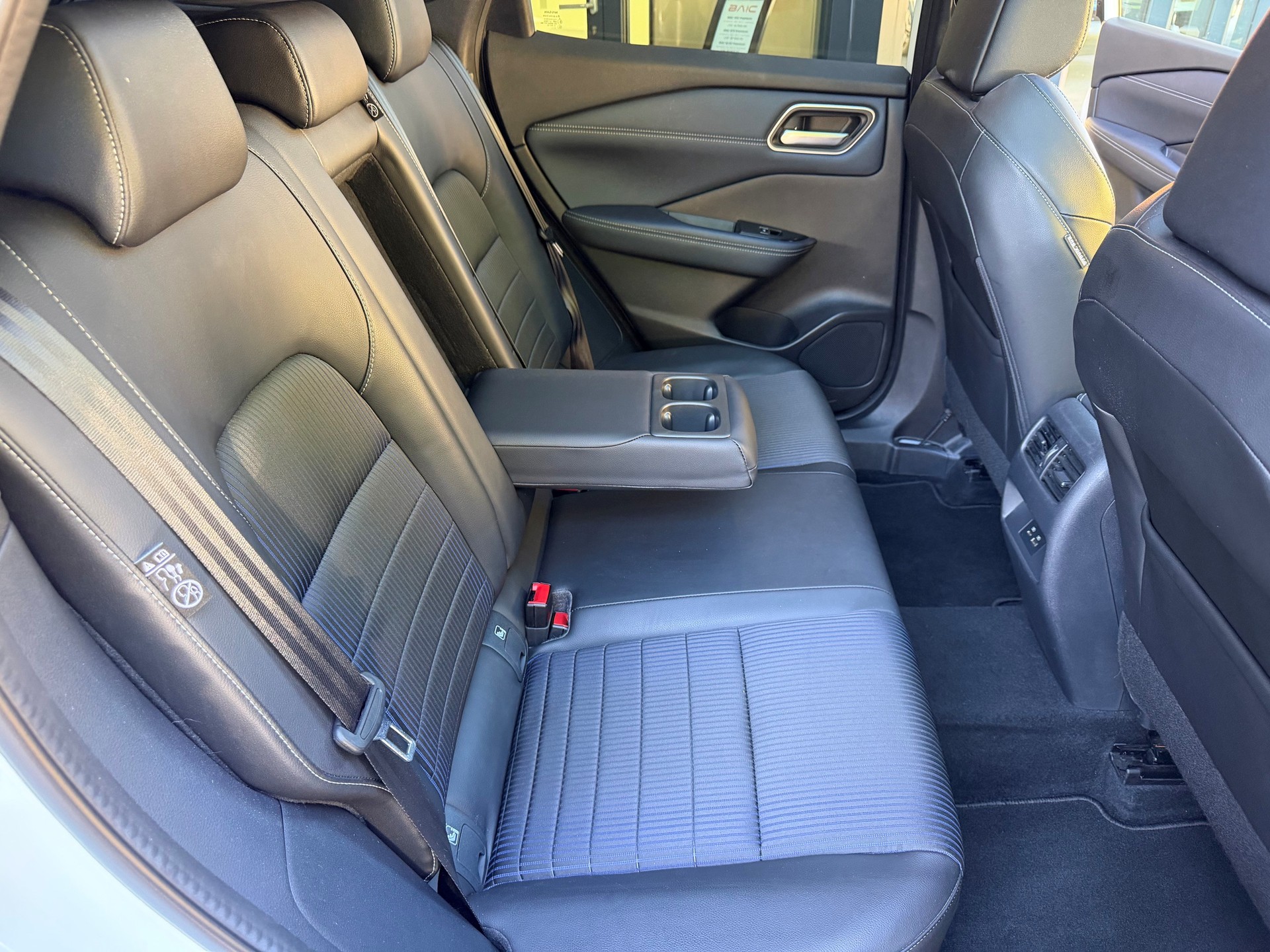 NISSAN Qashqai 1.3 DIG-T MHEV Tekna Xtronic 4x4-image-8