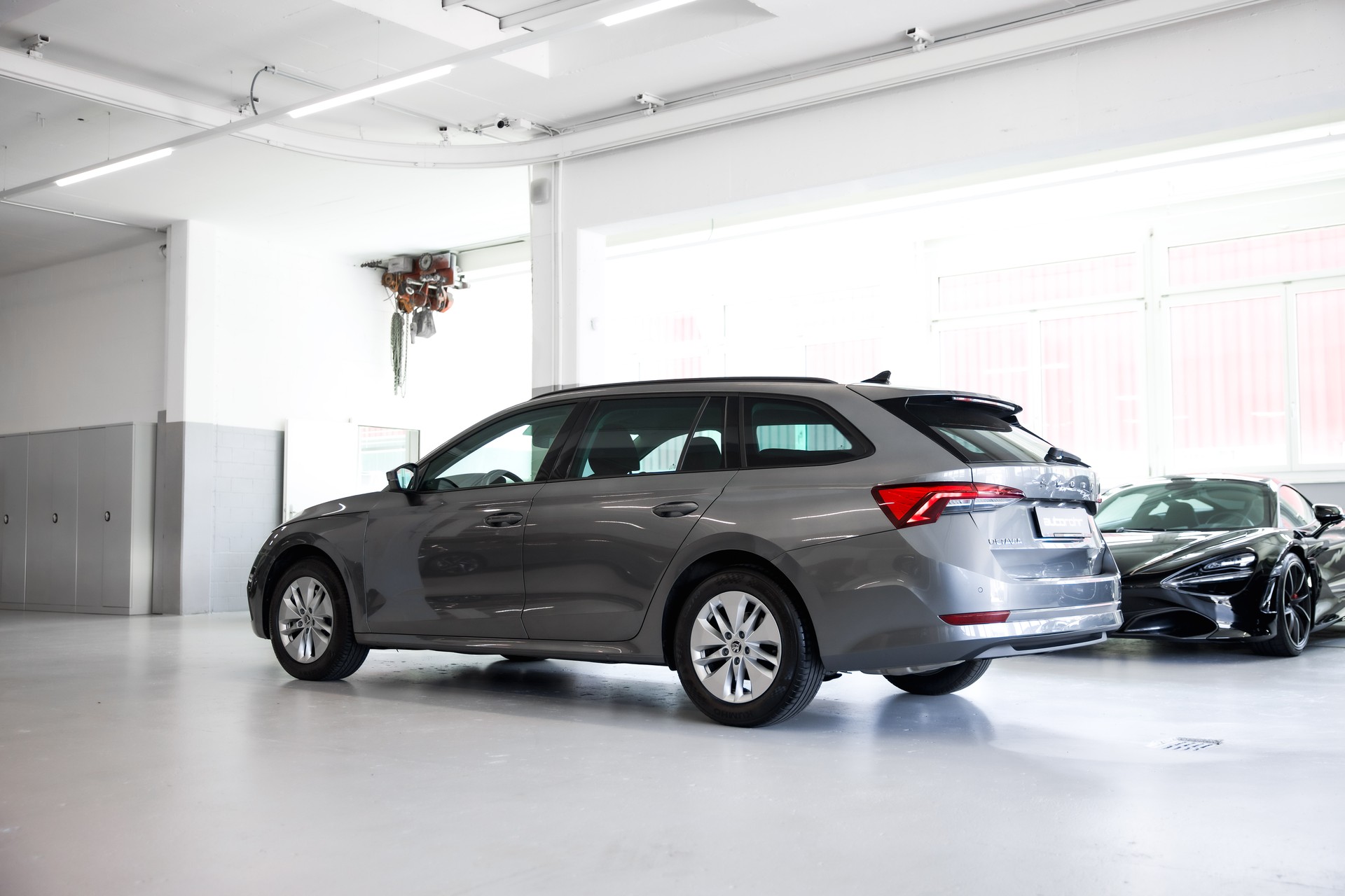 SKODA Octavia Combi 2.0 TDI Ambition 4x4 DSG-image-7