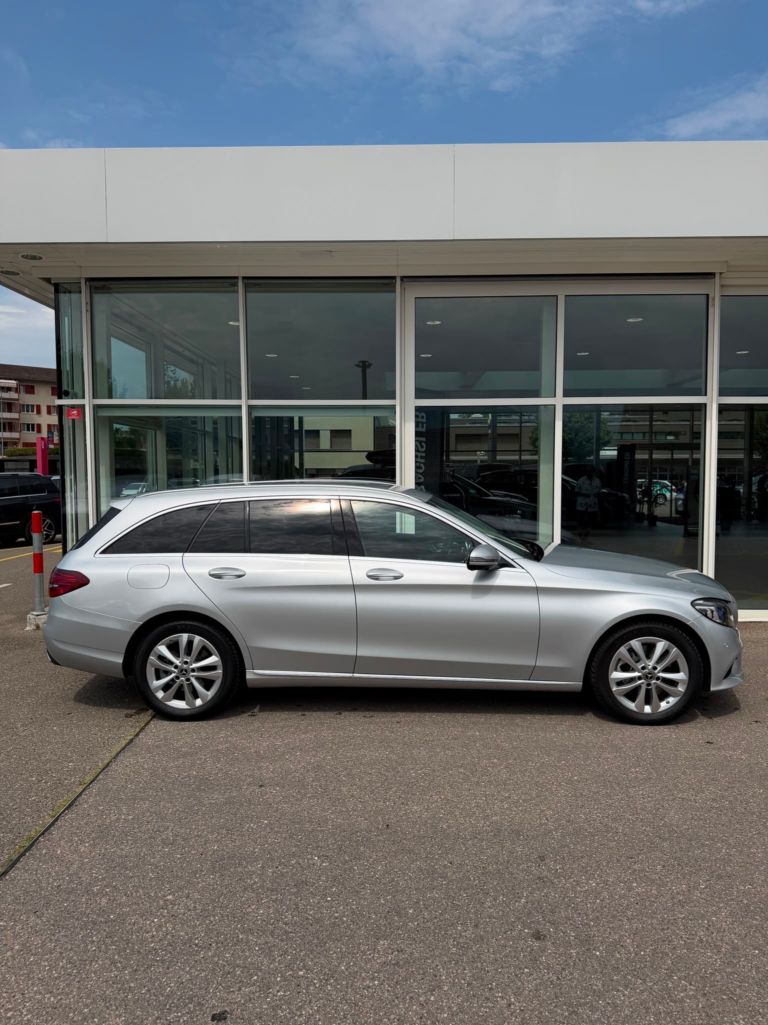 MERCEDES-BENZ C 300 d T 4Matic-image-2