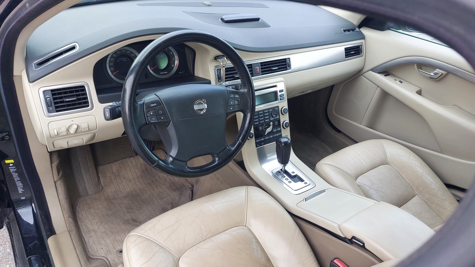 VOLVO V70 T6 AWD Summum Geartronic-image-11