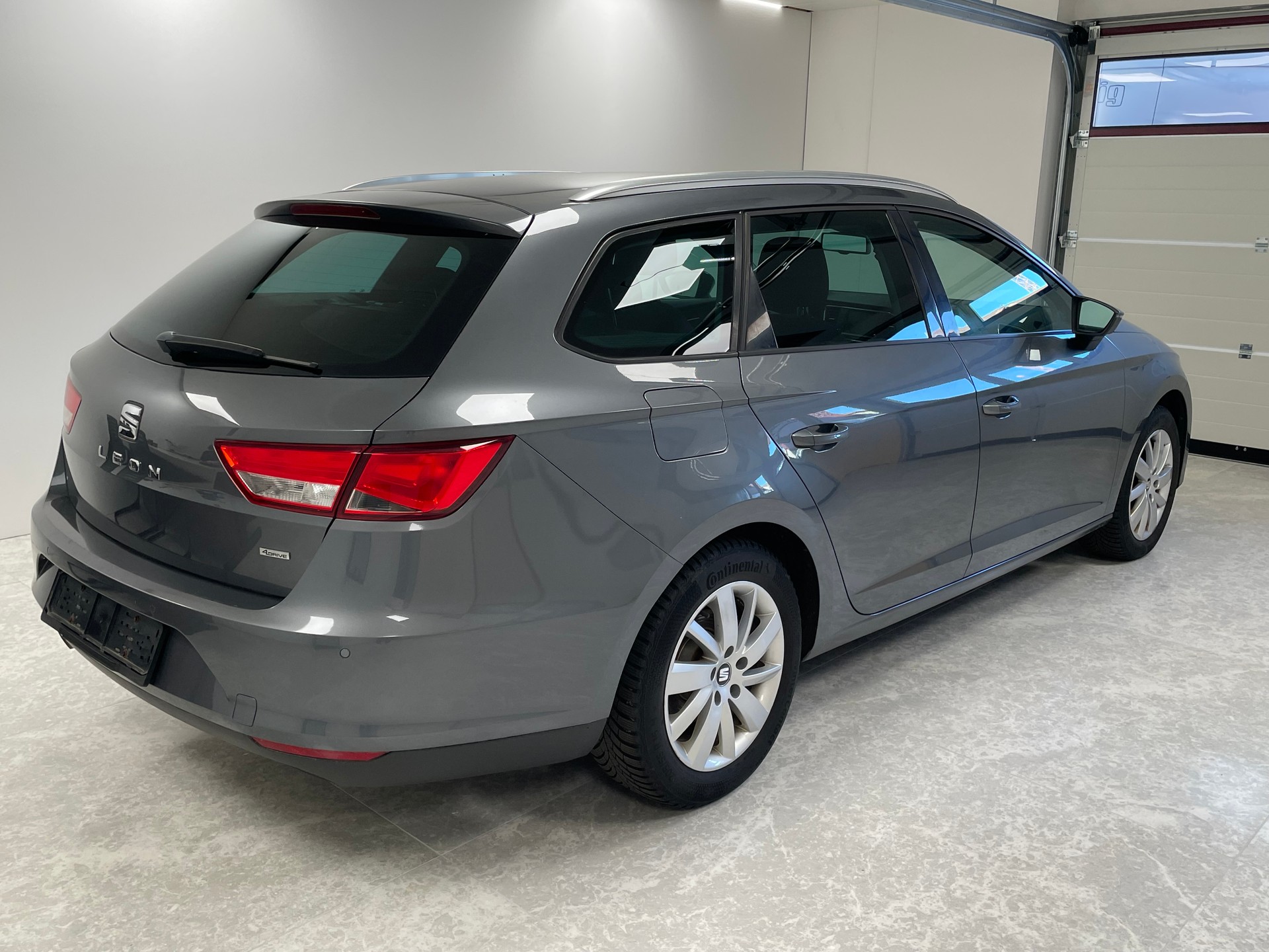 SEAT Leon ST 2.0 TDI Style 4Drive-image-4