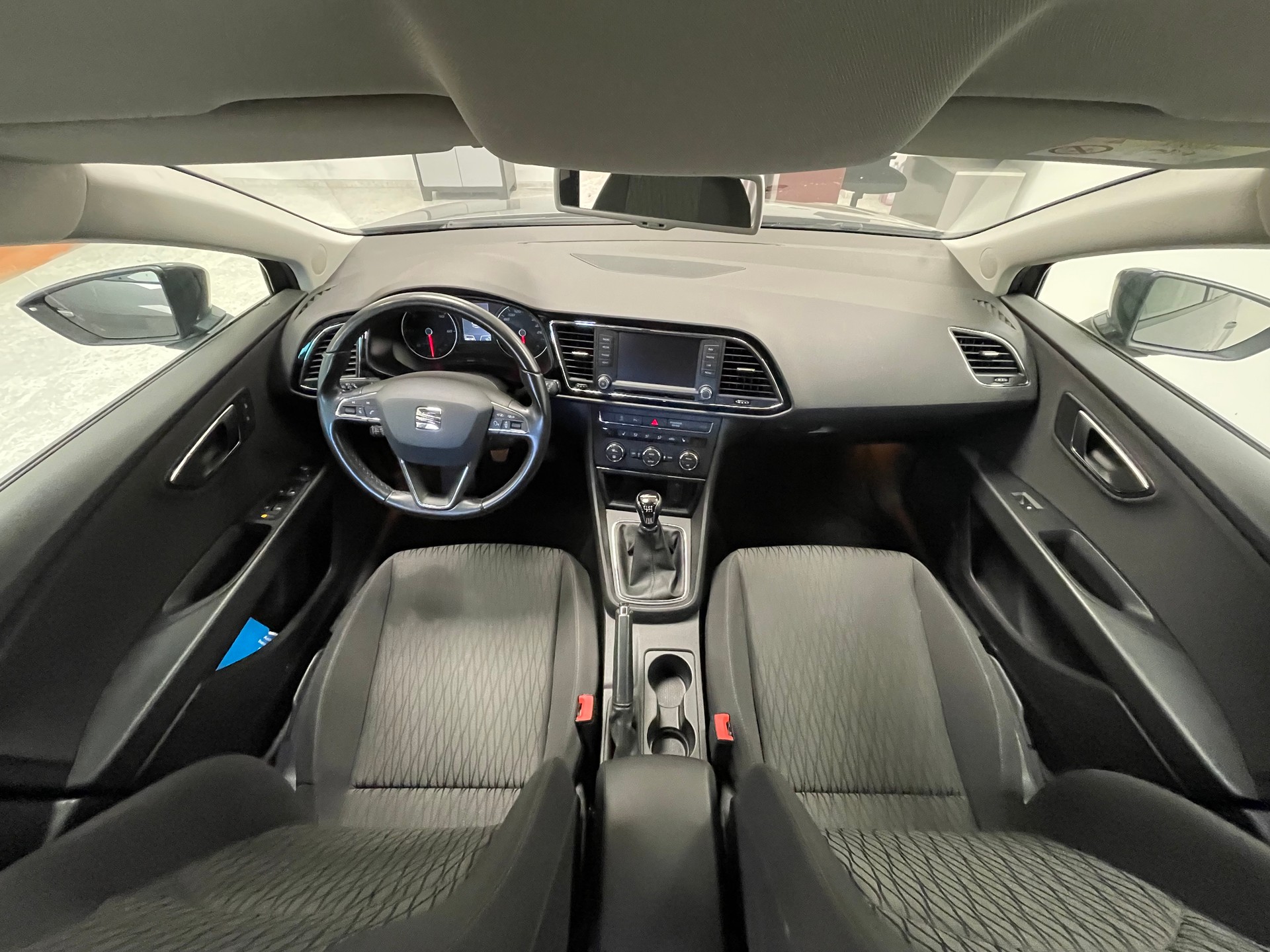 SEAT Leon ST 2.0 TDI Style 4Drive-image-10