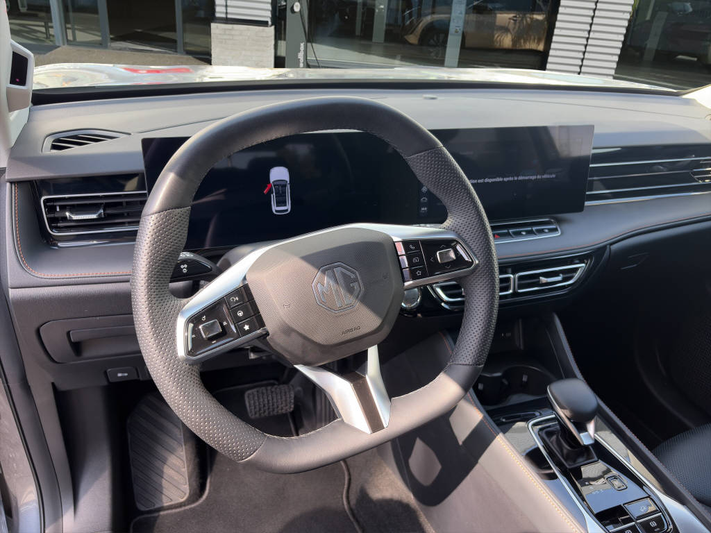 MG HS 1.5 Vti-Tech Luxury 170 ch-image-9