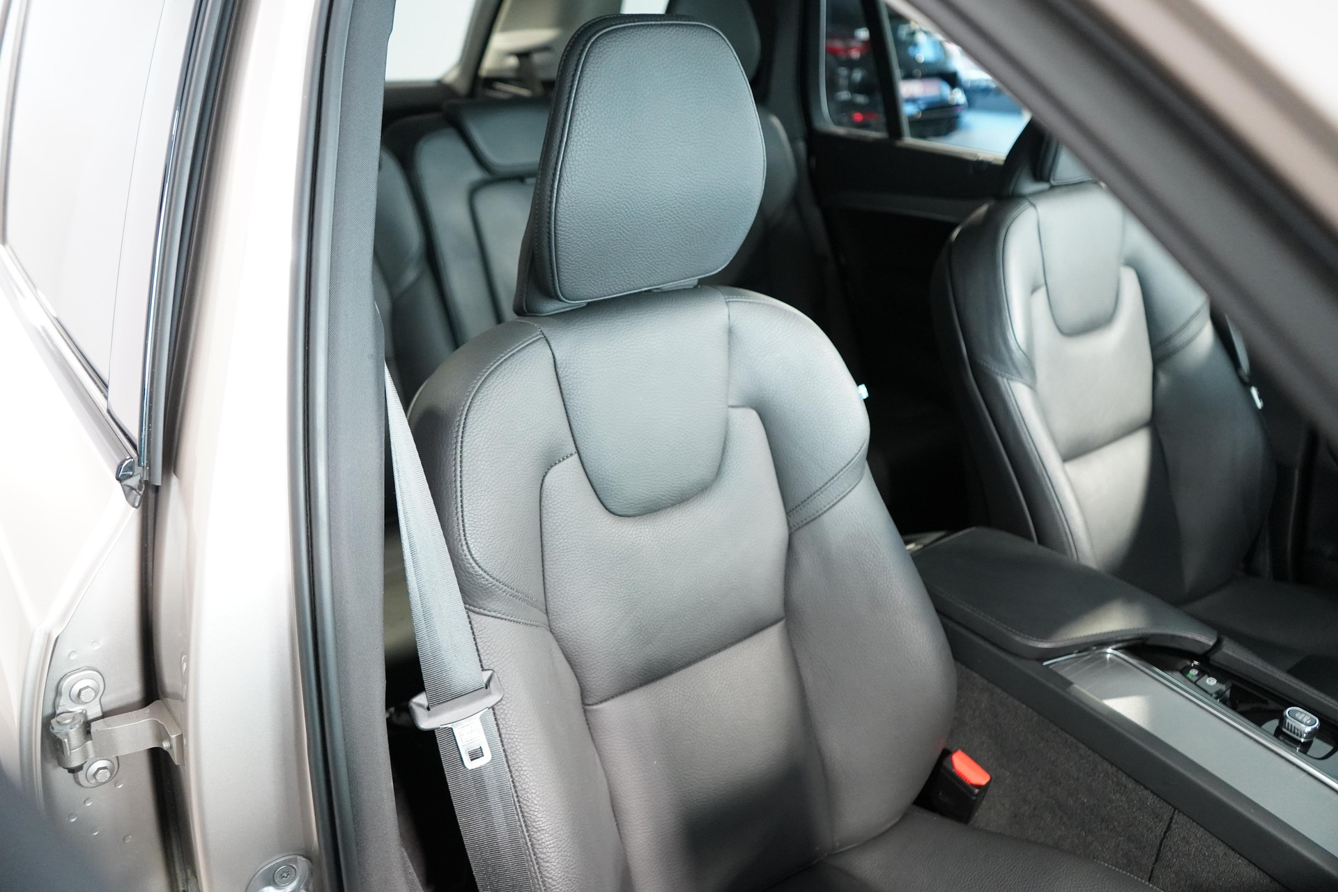 VOLVO XC90 2.0 B5 MH Plus Dark 5P. AWD-image-7