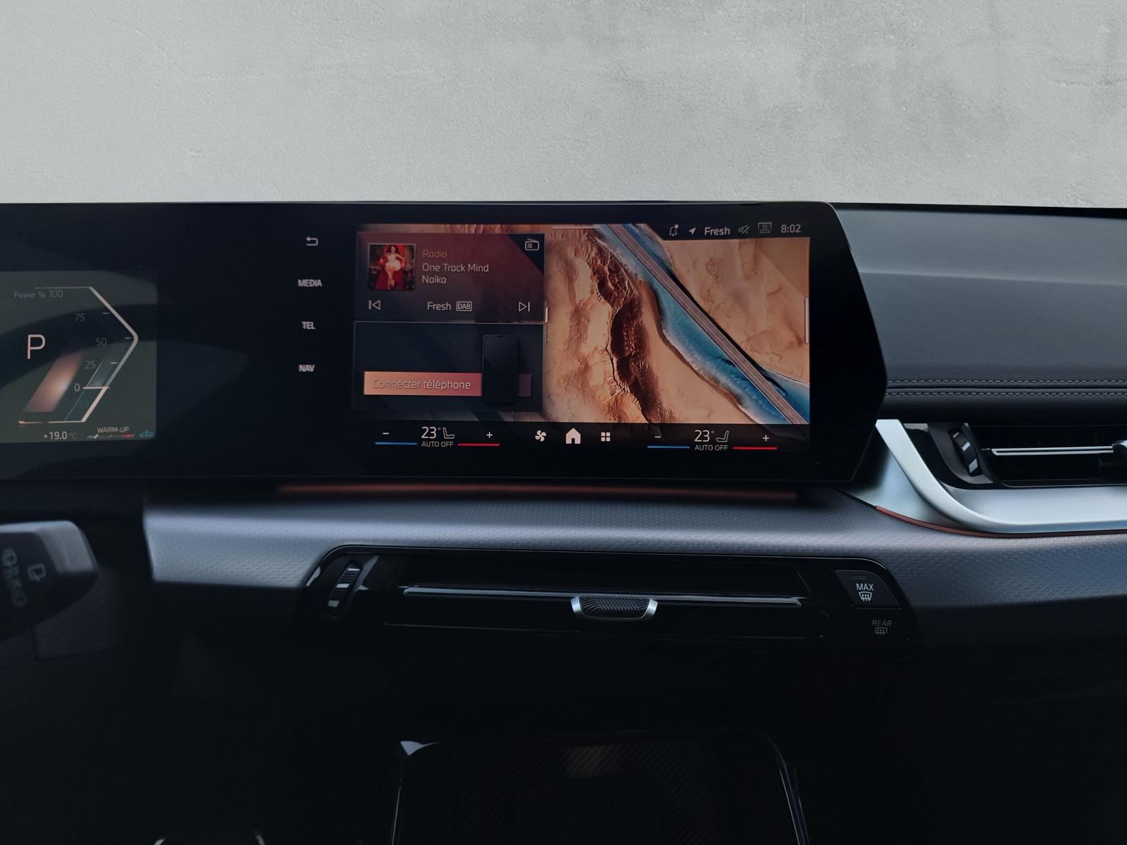 BMW X1 20d xDrive paddles-image-18