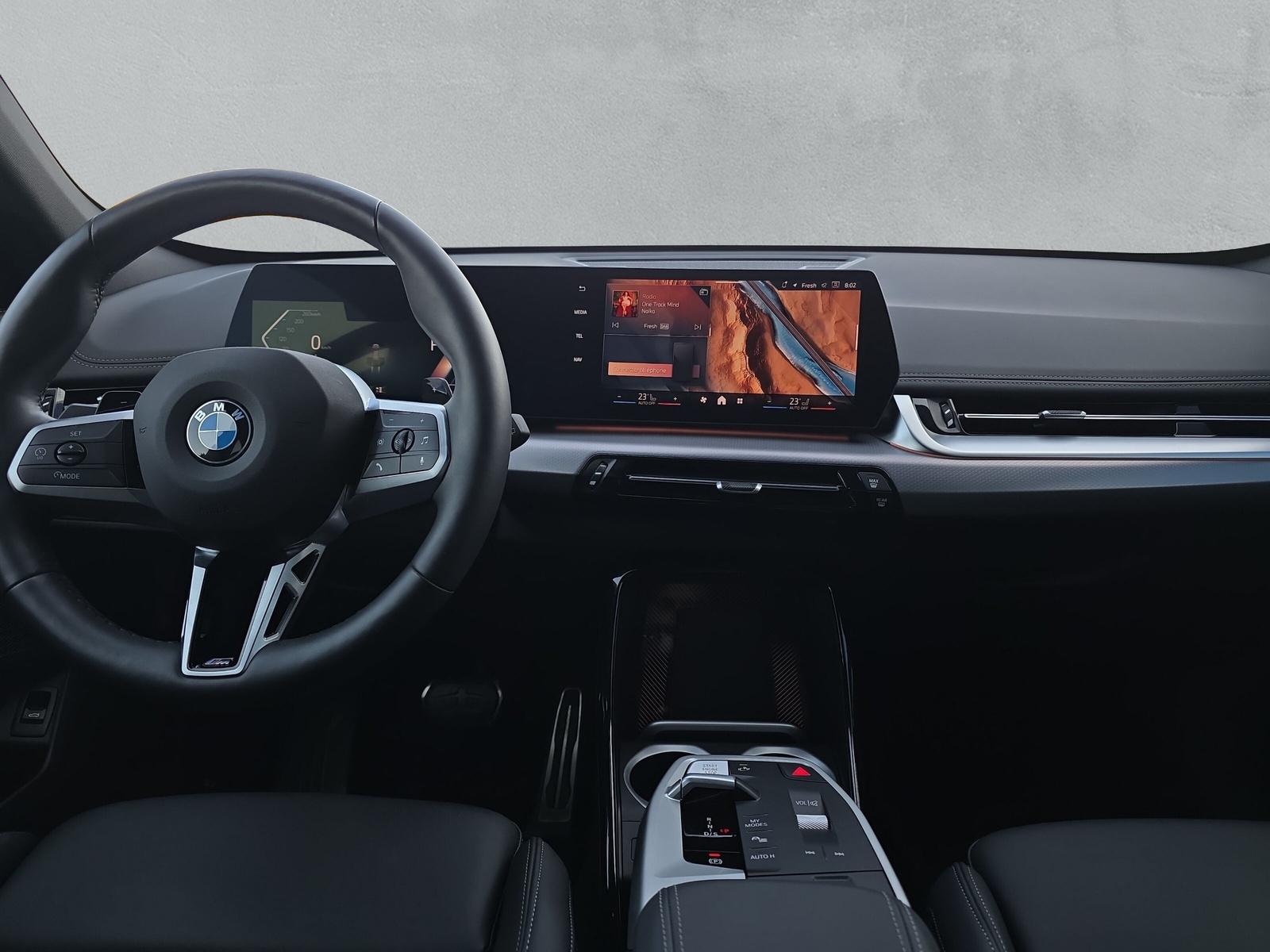 BMW X1 20d xDrive paddles-image-16