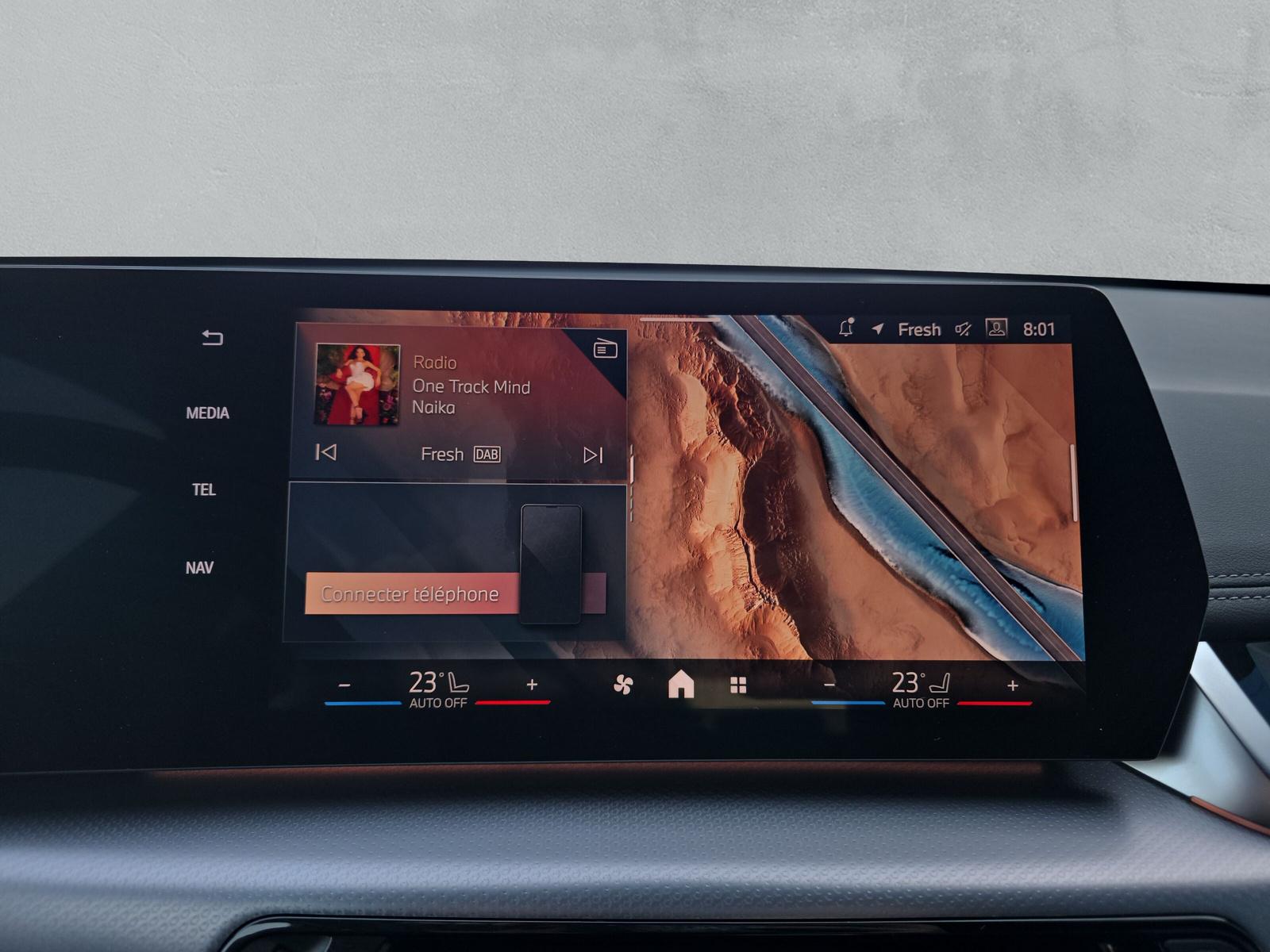 BMW X1 20d xDrive paddles-image-19
