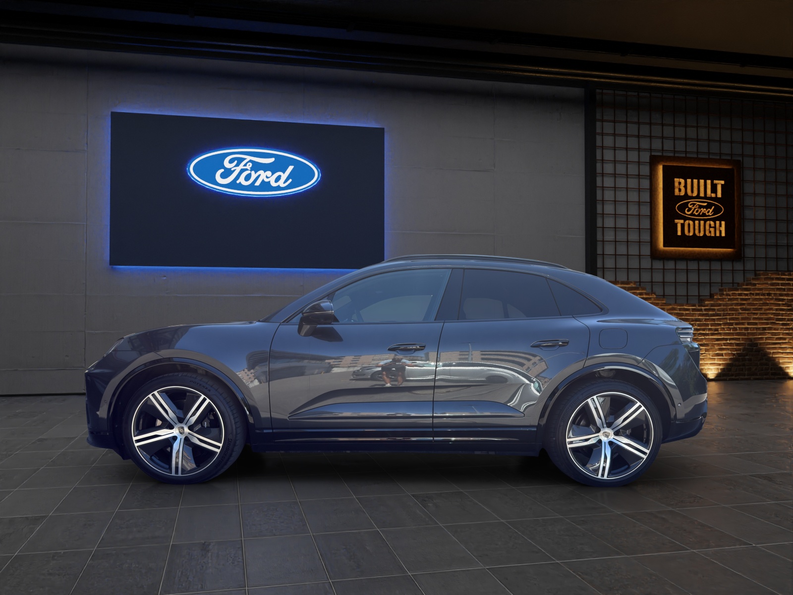 PORSCHE Macan Turbo-showroom-element-1