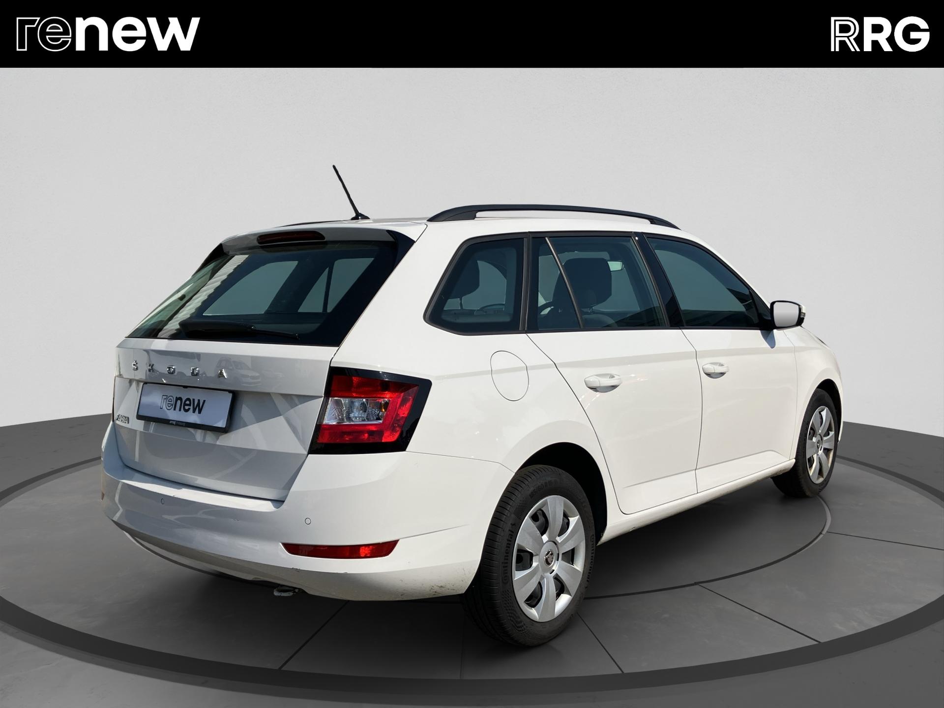 SKODA Fabia Combi 1.0 TSI Ambition-image-2