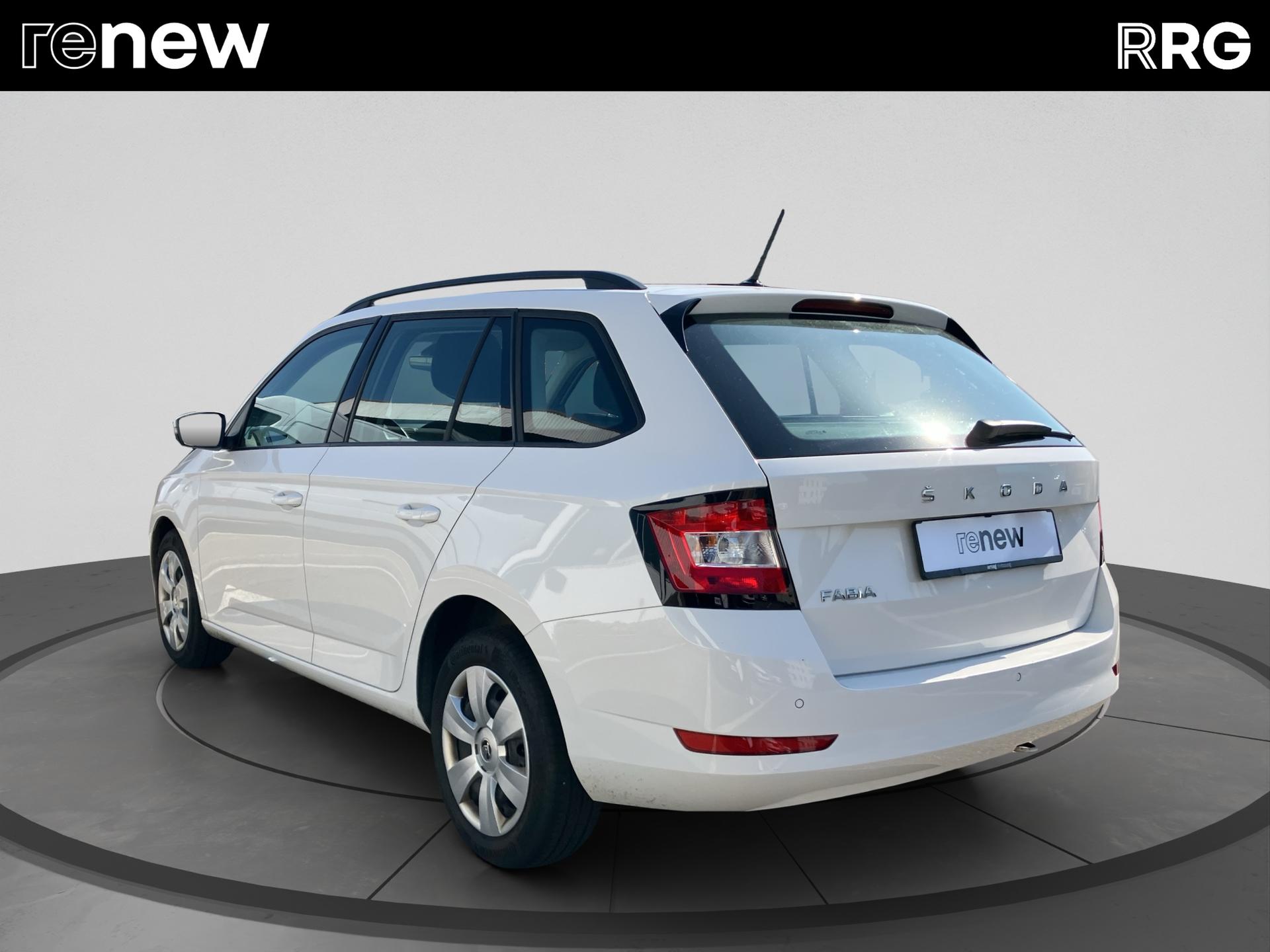 SKODA Fabia Combi 1.0 TSI Ambition-image-4