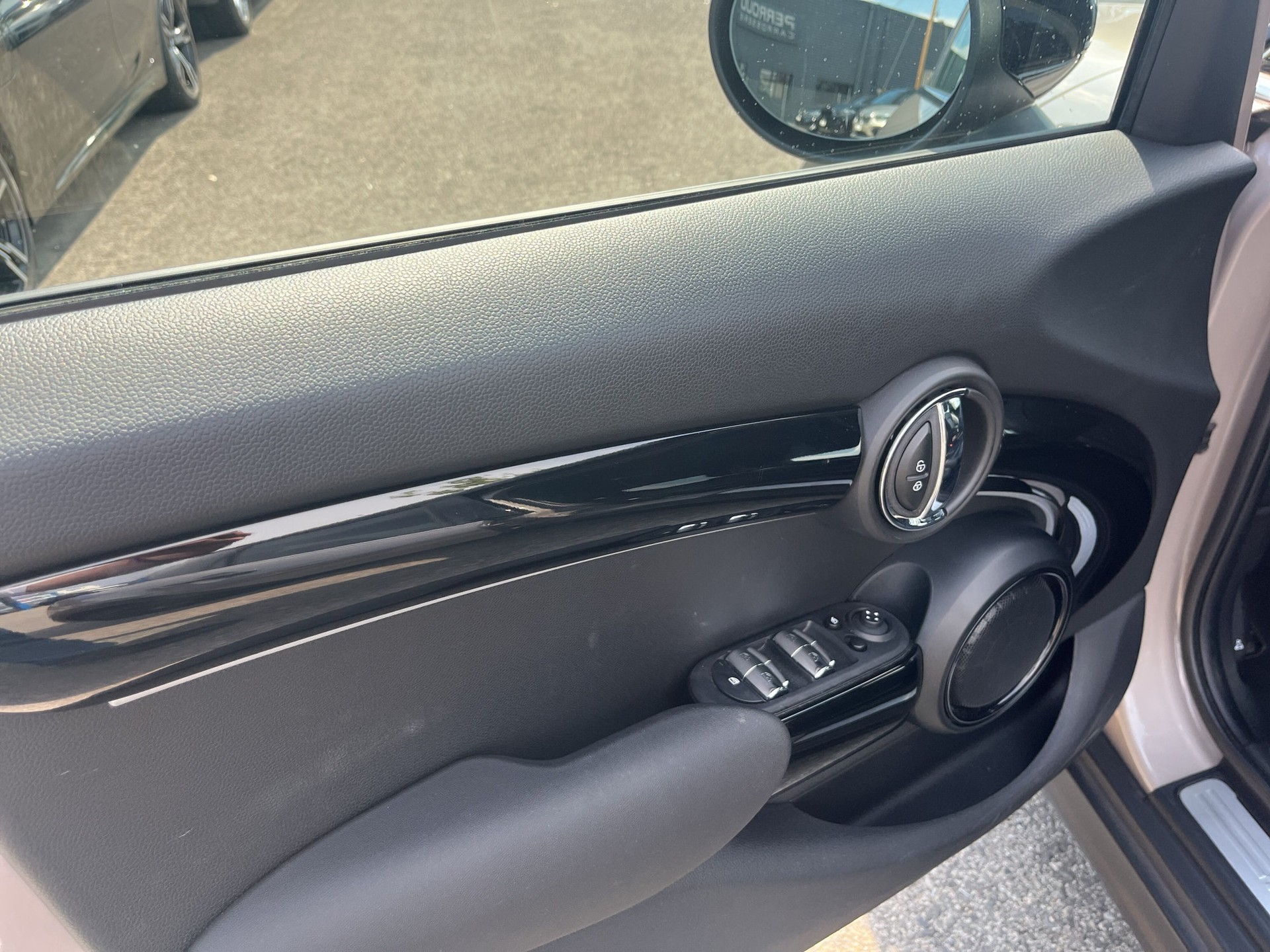 MINI Cooper S Steptronic DKG-image-16
