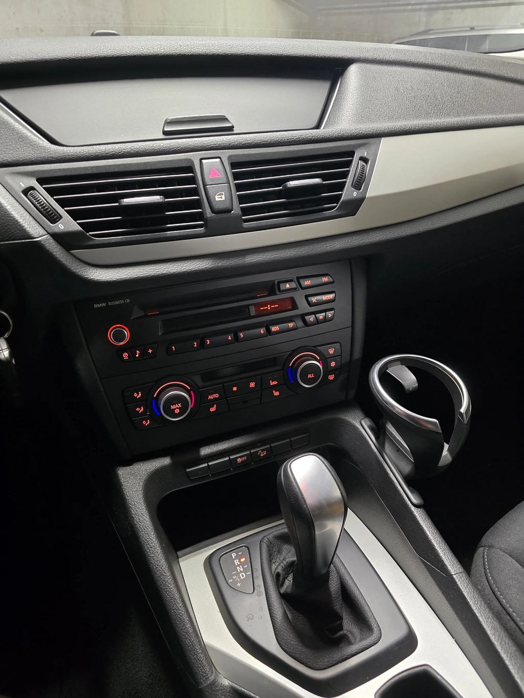 BMW X1 xDrive 20d Steptronic-image-11