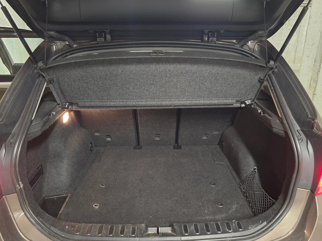 BMW X1 xDrive 20d Steptronic-image-8