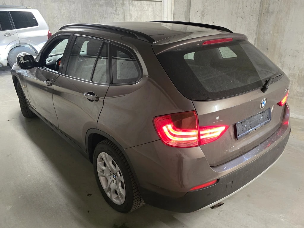 BMW X1 xDrive 20d Steptronic-image-5