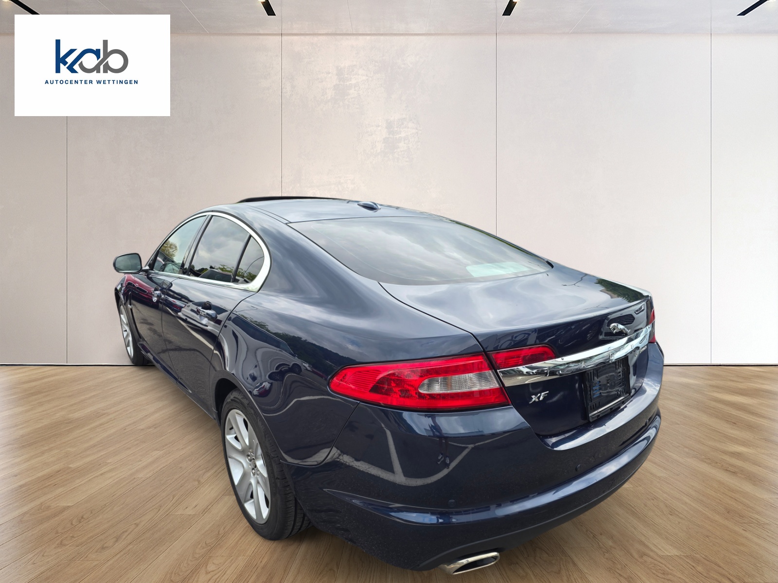 JAGUAR XF 3.0 V6 Luxury-image-6
