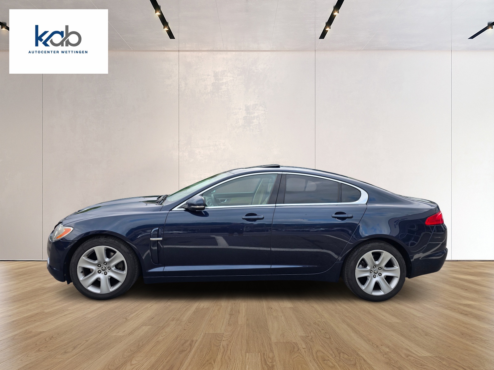 JAGUAR XF 3.0 V6 Luxury-image-8
