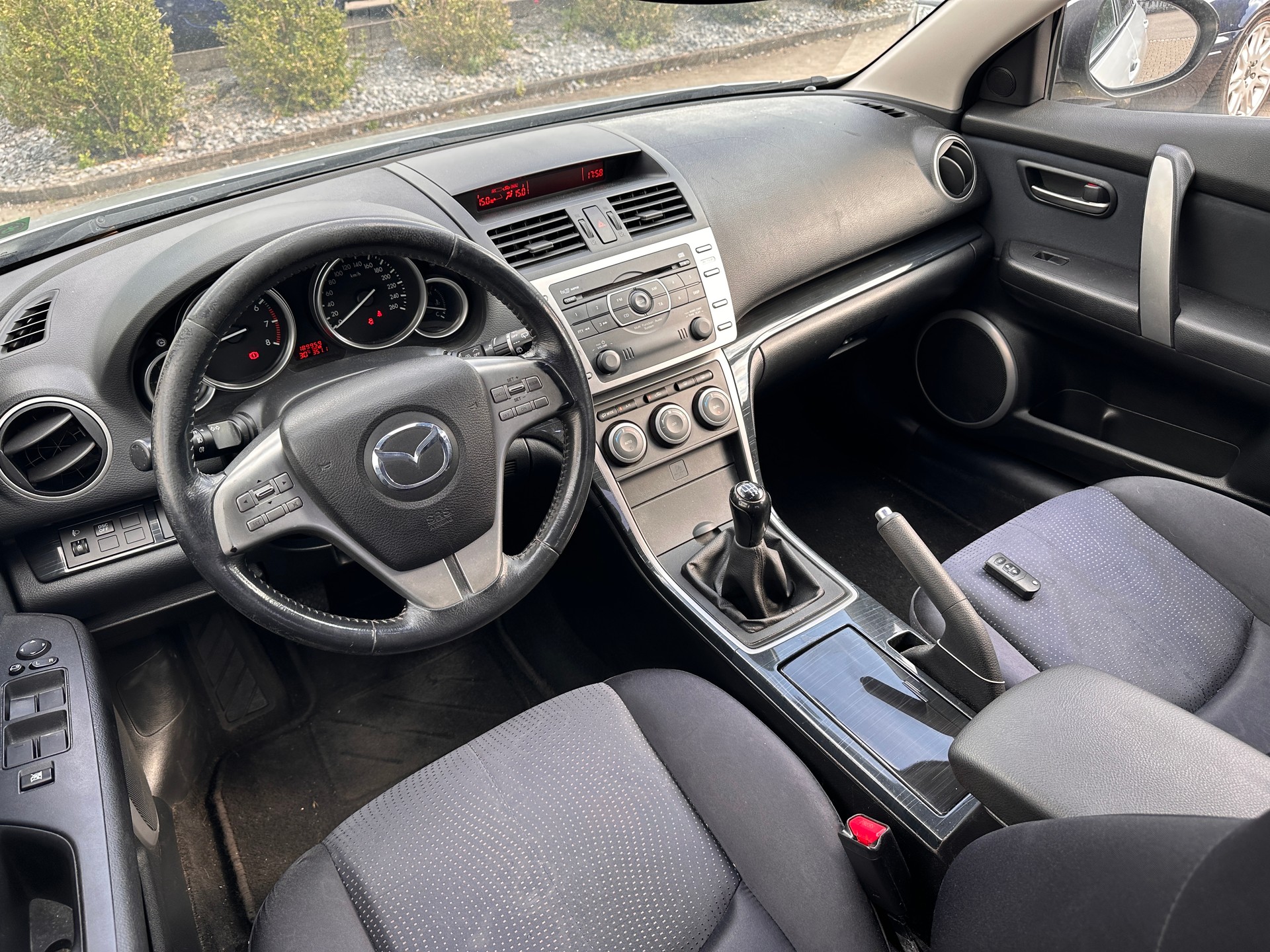 MAZDA 6 2.0 16V Exclusive-image-2