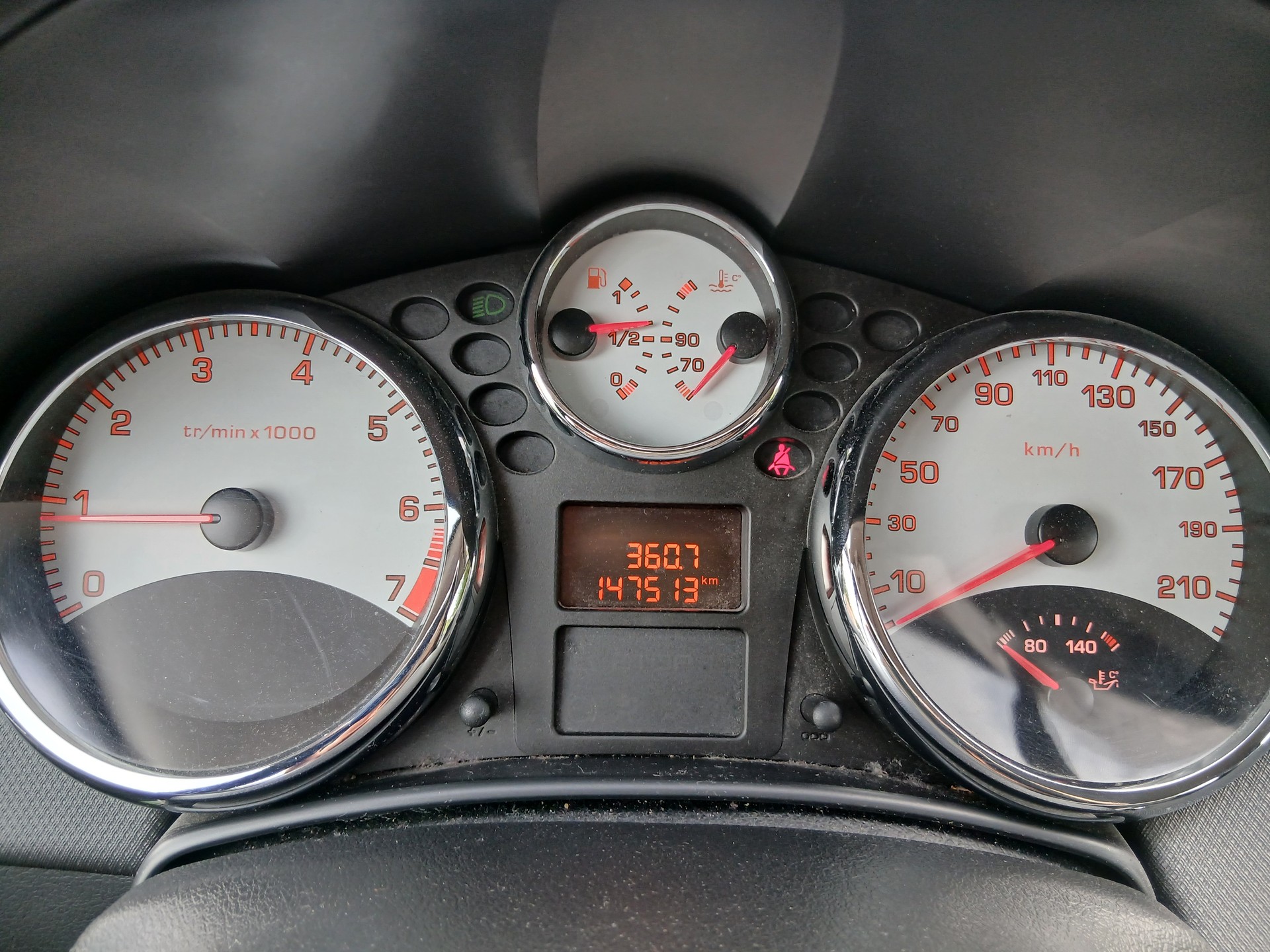 PEUGEOT 207 1.6 16V Sport-image-9