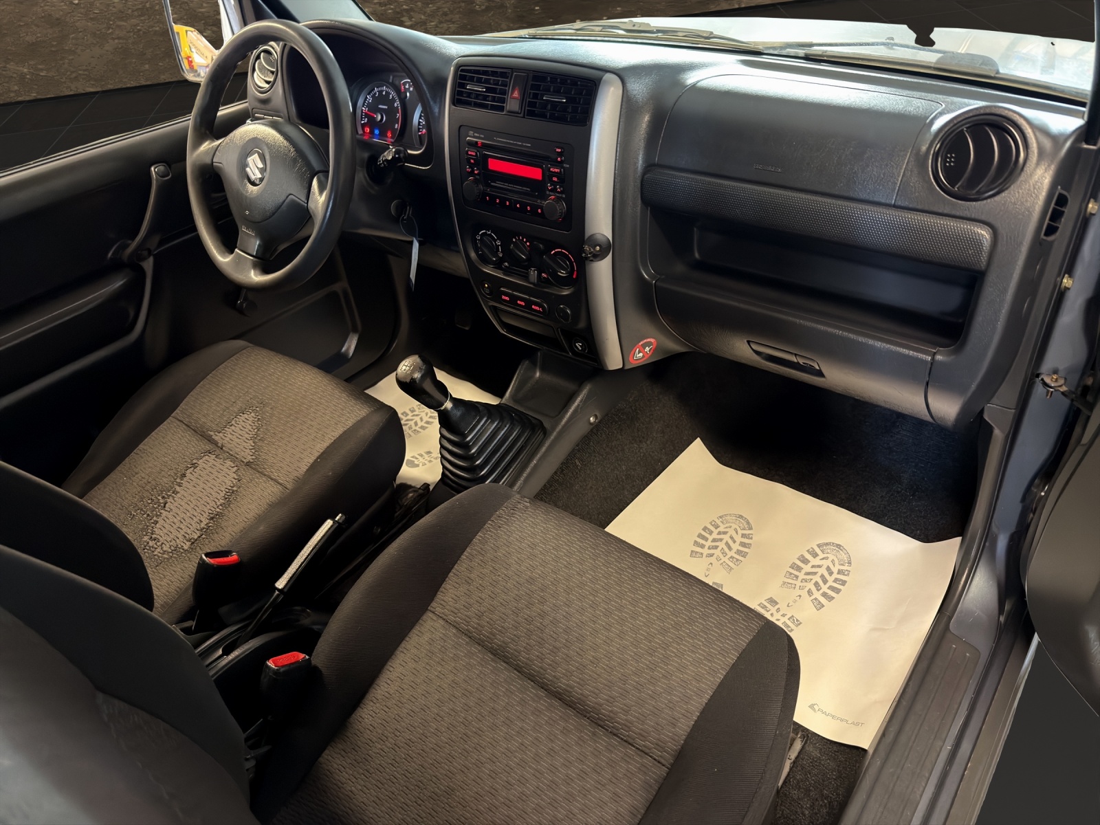 SUZUKI Jimny 1.3 16V GL Top-image-12