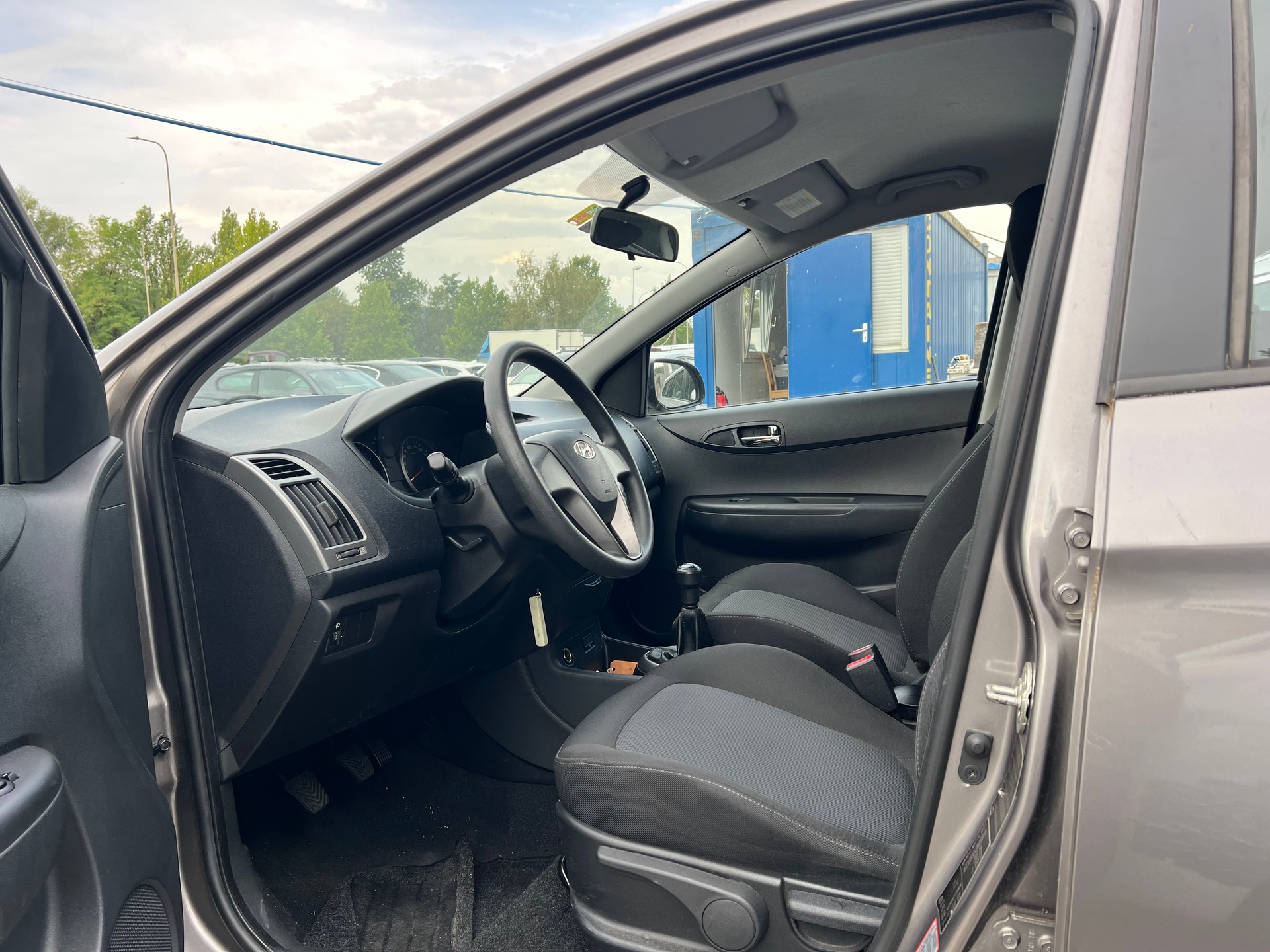 HYUNDAI i20 1.4 Style-image-5
