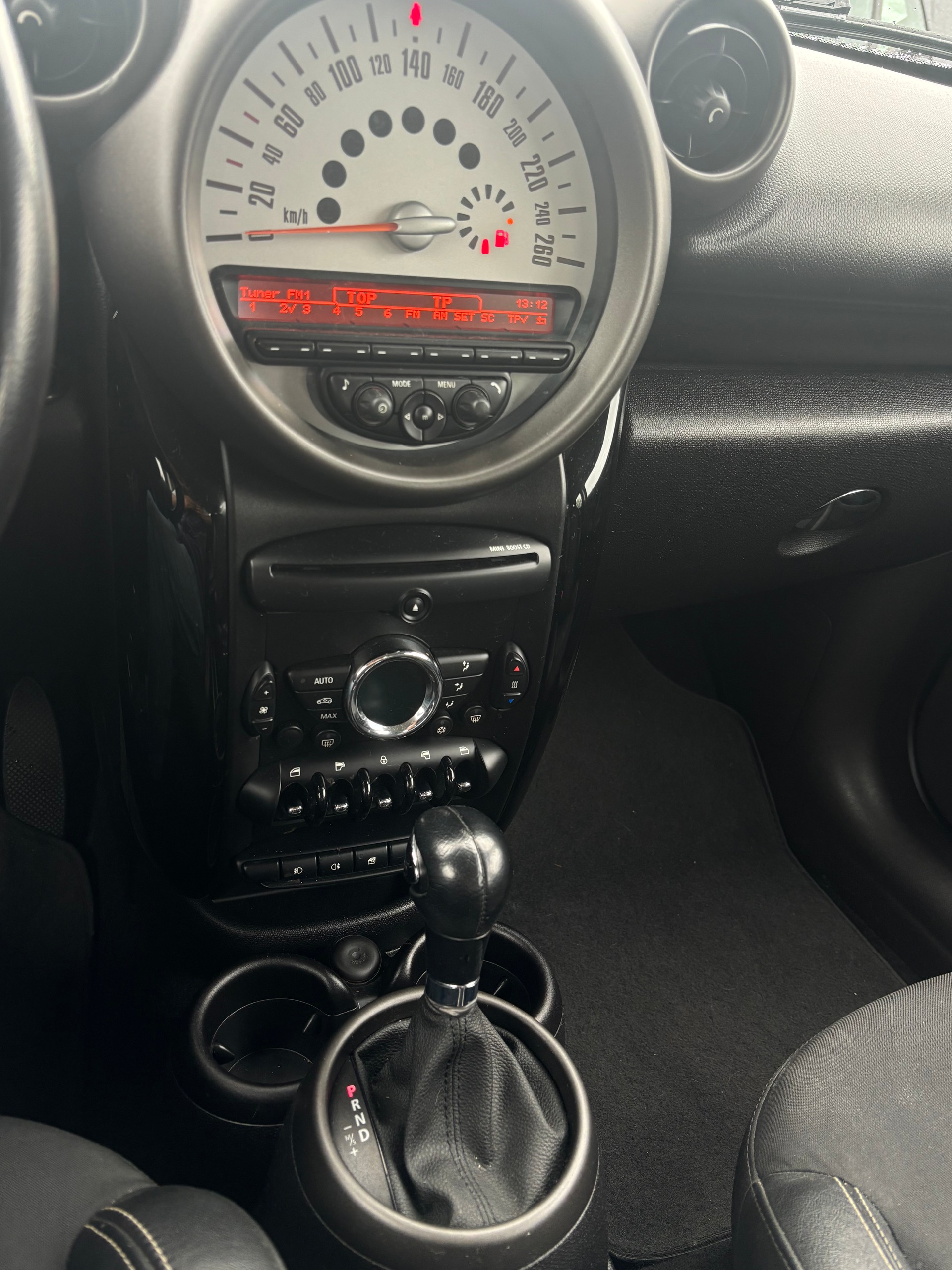 MINI Countryman Cooper D FWD Steptronic-image-7