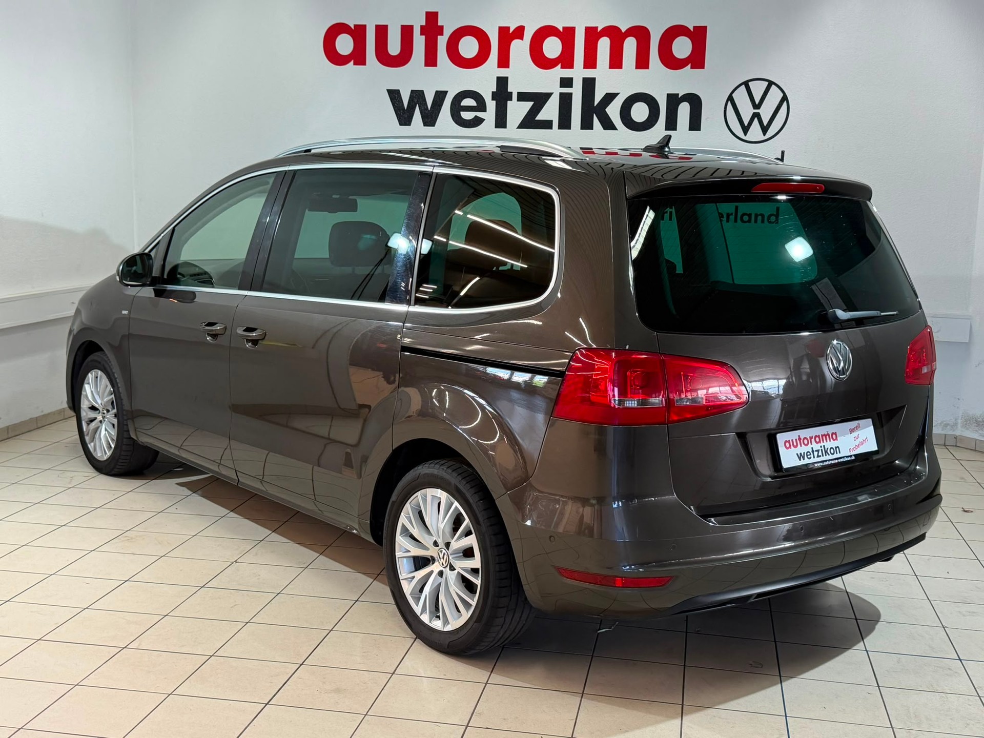 VW Sharan 2.0 TDI BlueMotion Technology Cup DSG-image-2