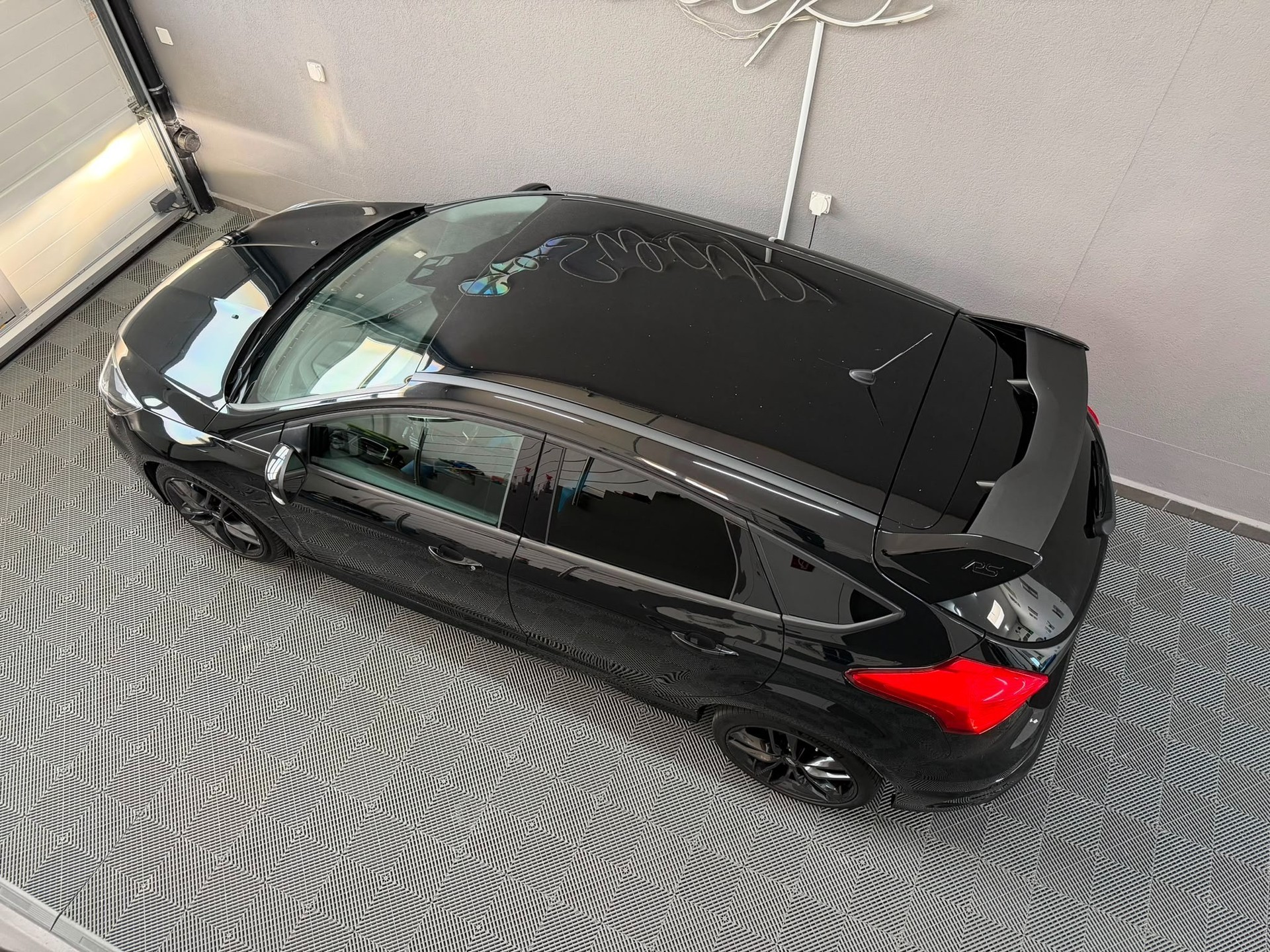 FORD Focus 2.3 EcoBoost RS AWD-image-1