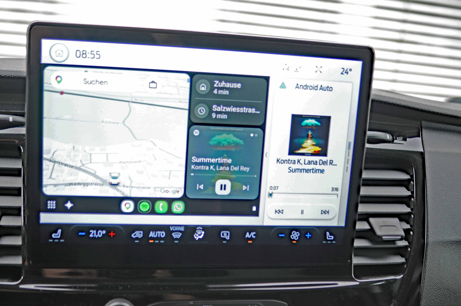FORD E-Transit Van 350 L2 Trend RWD 68kWh-image-13