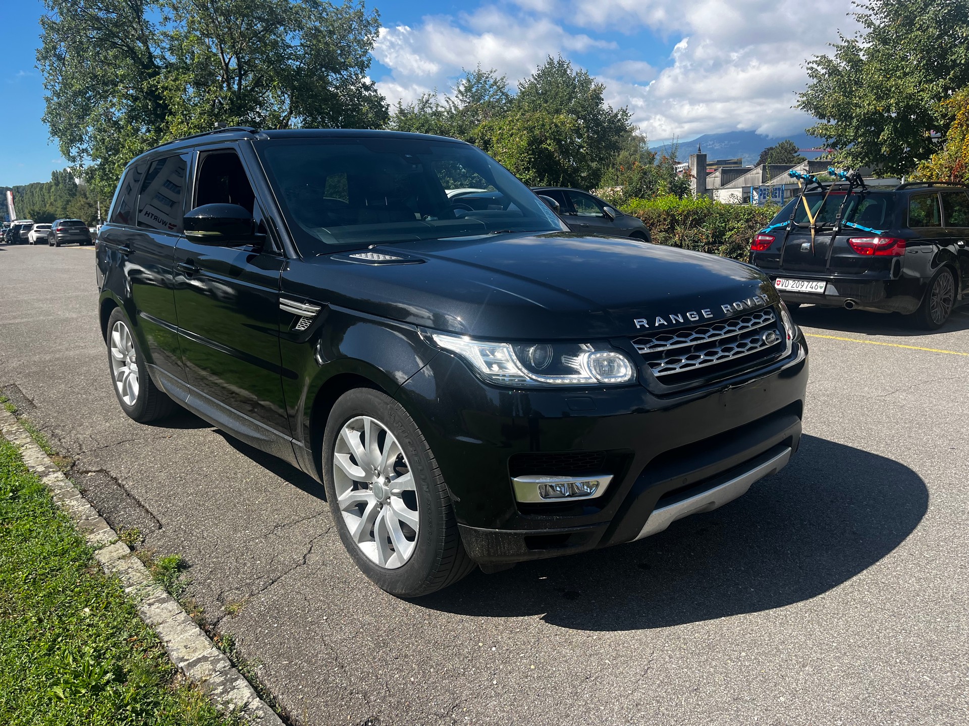 LAND ROVER Range Rover Sport 3.0 SDV6 SE Automatic-image-0