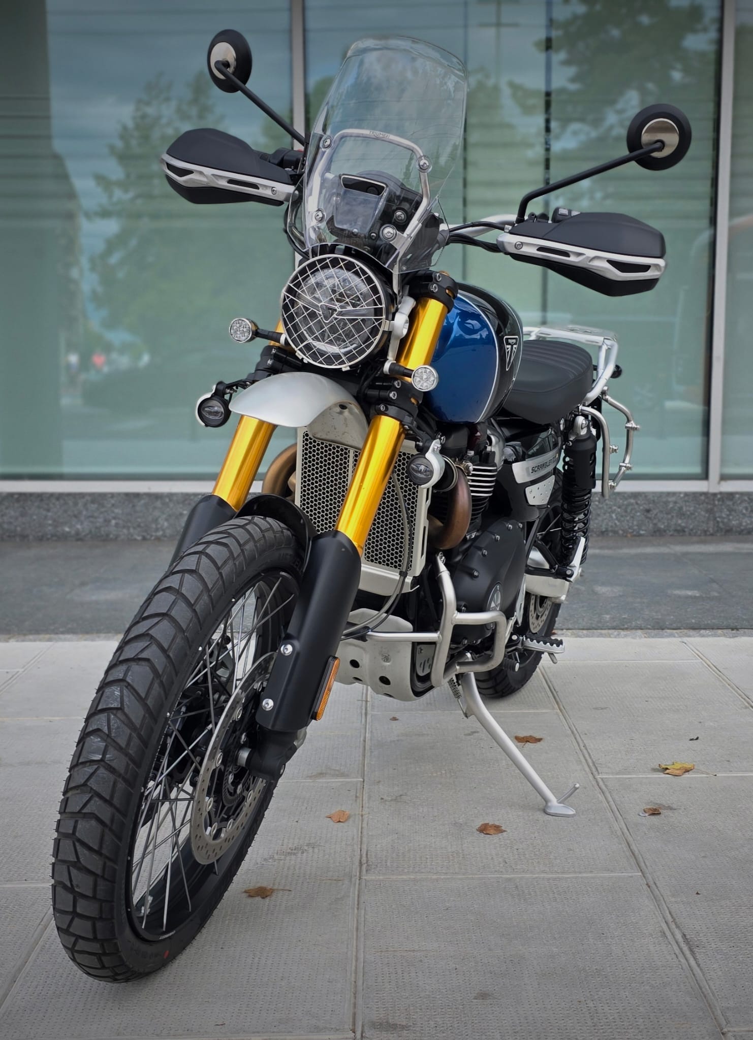TRIUMPH Scrambler 1200 XE-showroom-element-1