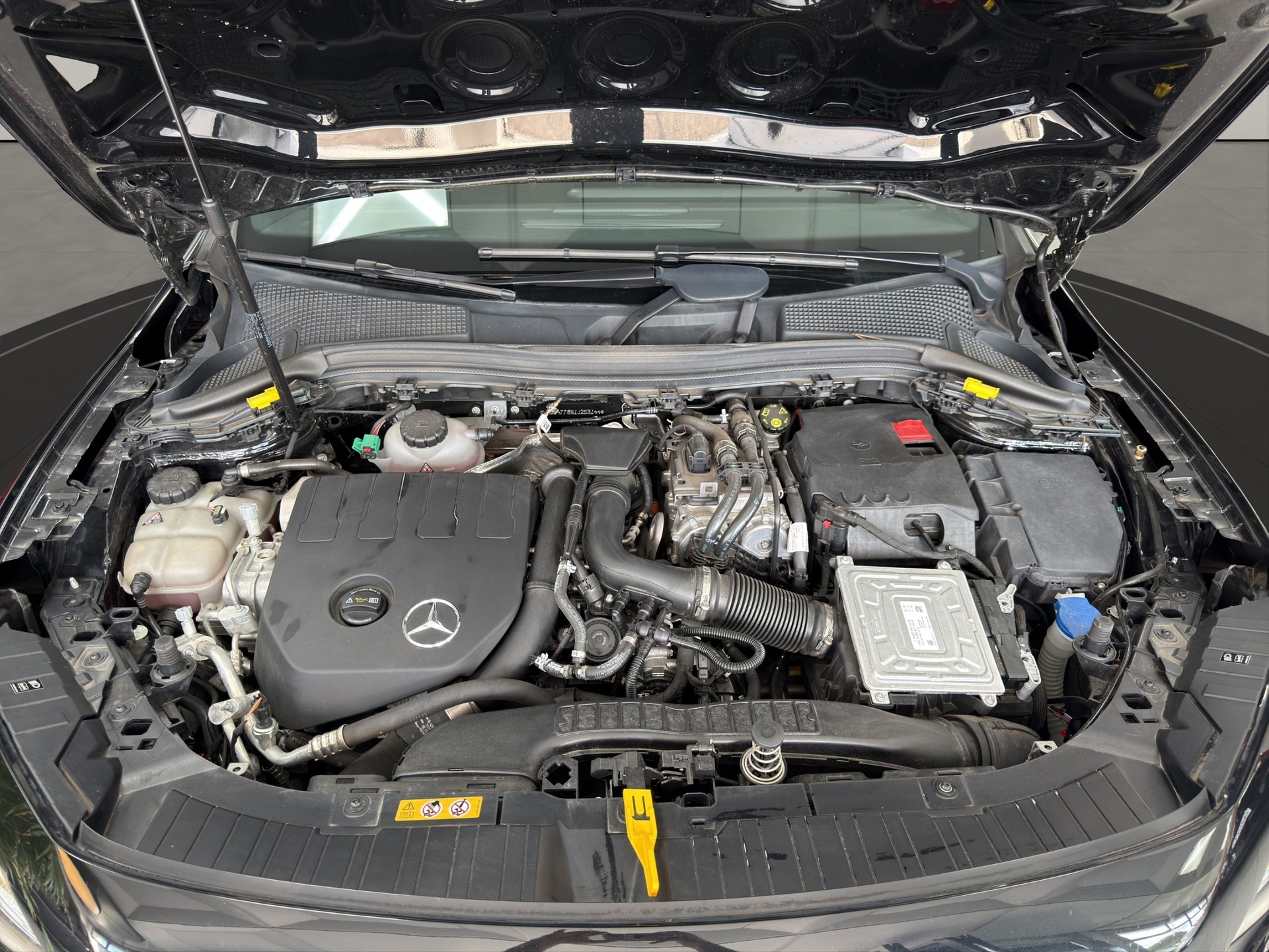 MERCEDES-BENZ CLA 250 e Style 8G-DCT-image-11