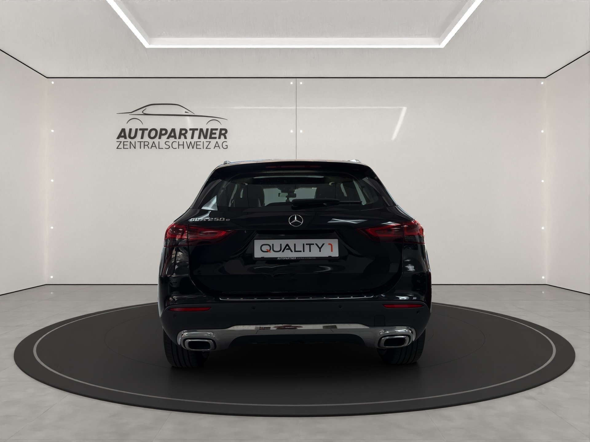 MERCEDES-BENZ CLA 250 e Style 8G-DCT-image-4