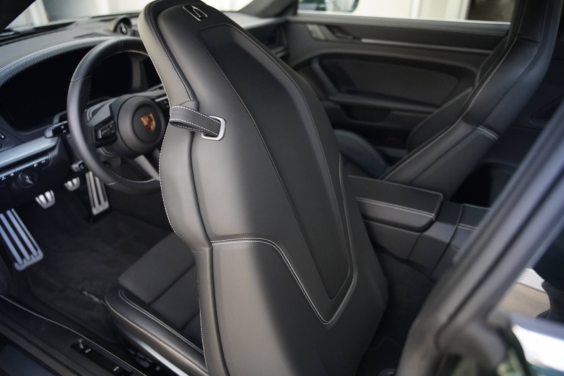 PORSCHE 911 GT3 Touring-image-10
