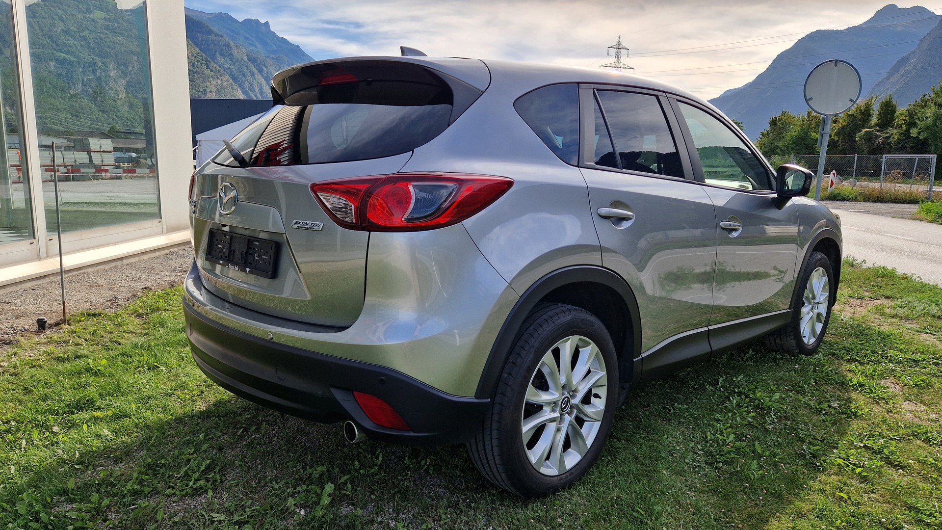 MAZDA CX-5 2.2 D HP Revolution AWD Automatic-image-4