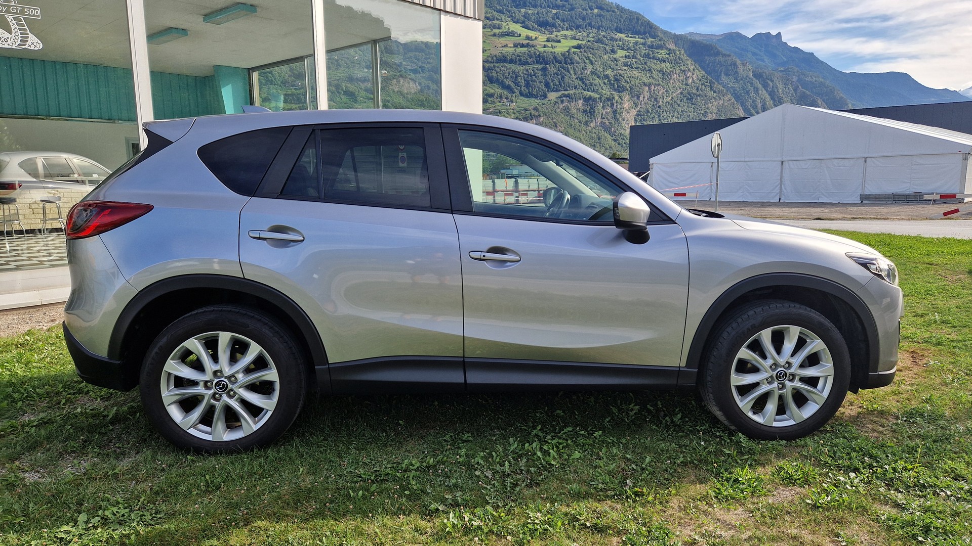 MAZDA CX-5 2.2 D HP Revolution AWD Automatic-image-5